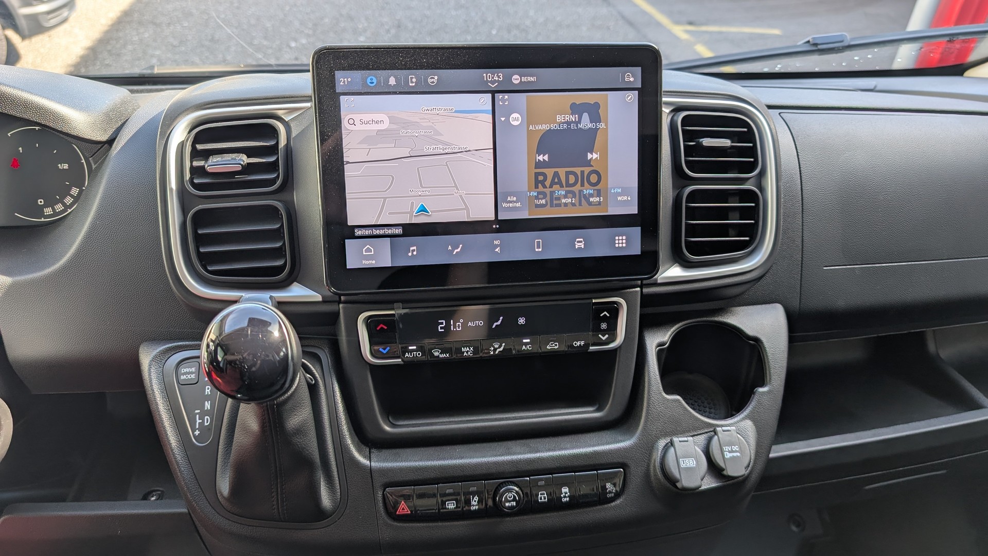 CITROEN Jumper 35 2.2 BlueHDi 140 L2H2 EAT8-image-14