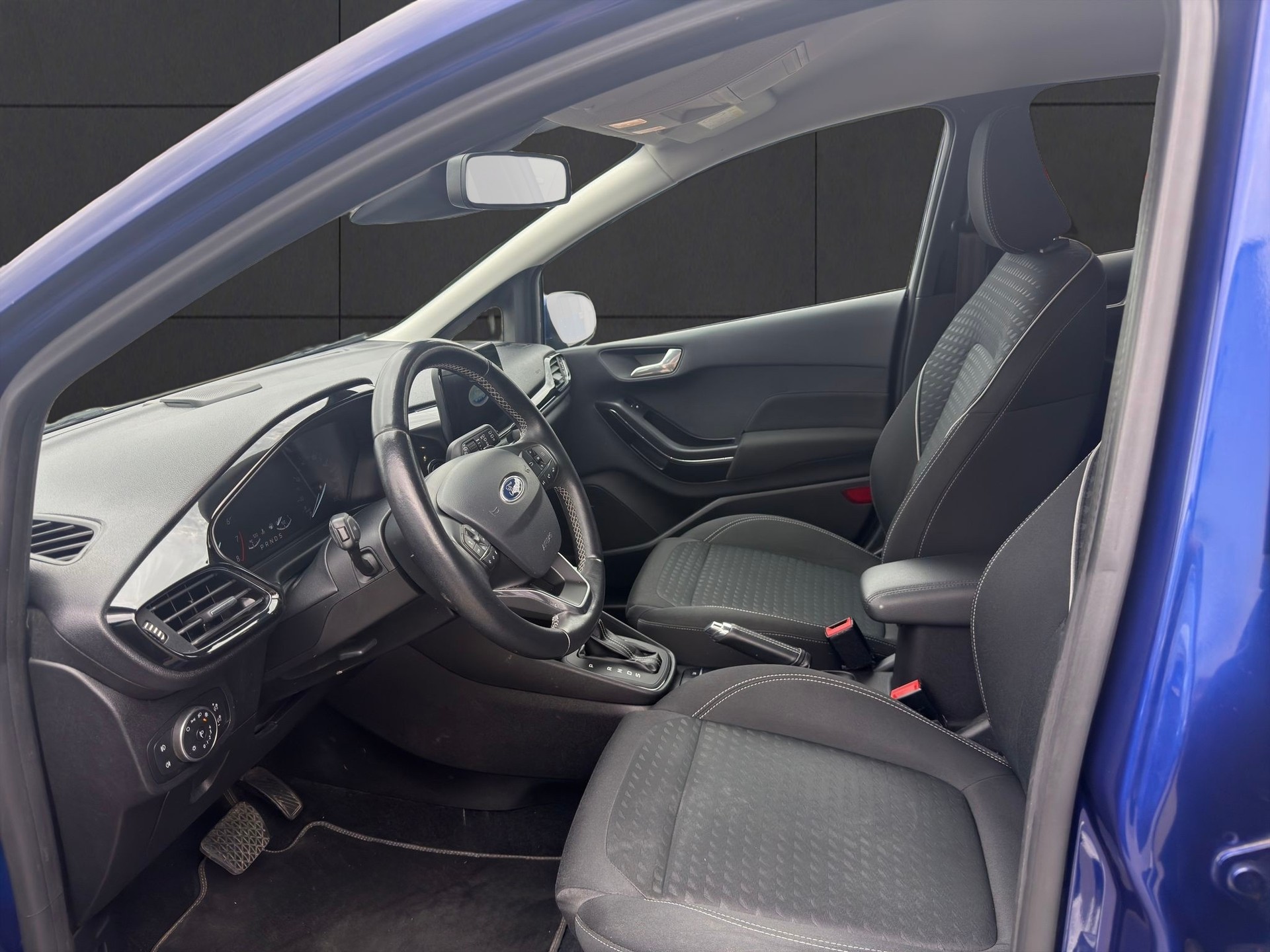 FORD Fiesta 1.0 SCTi Titanium Automat-image-8