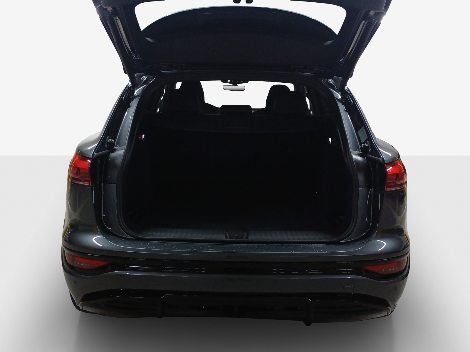 AUDI Q6 e-tron quattro-image-12