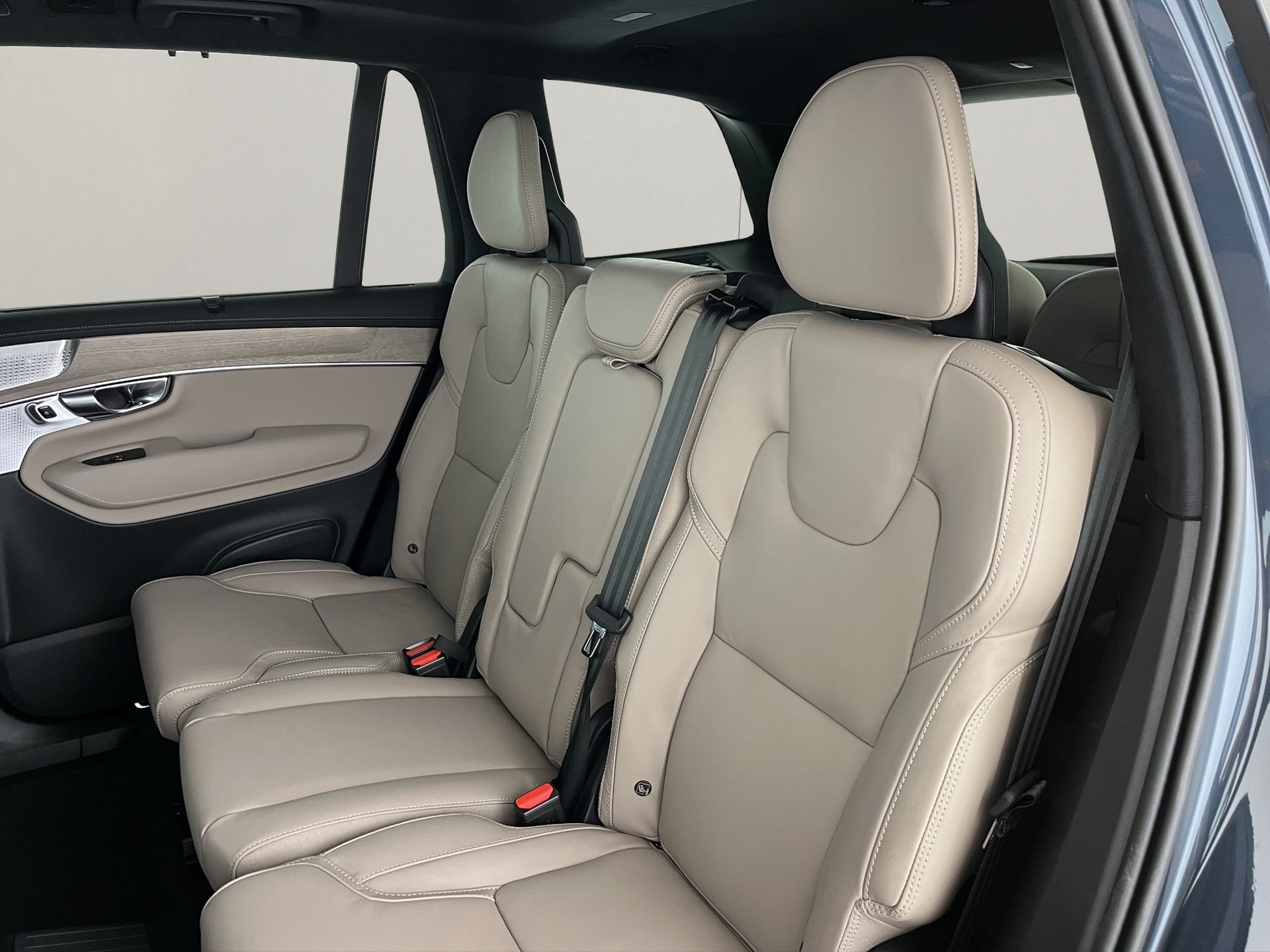 VOLVO XC90 2.0 T8 TE Ultra Dark eAWD-image-16