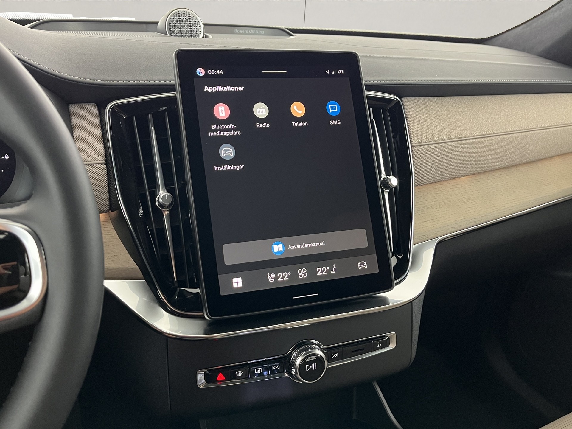 VOLVO XC90 2.0 T8 TE Ultra Dark eAWD-image-13
