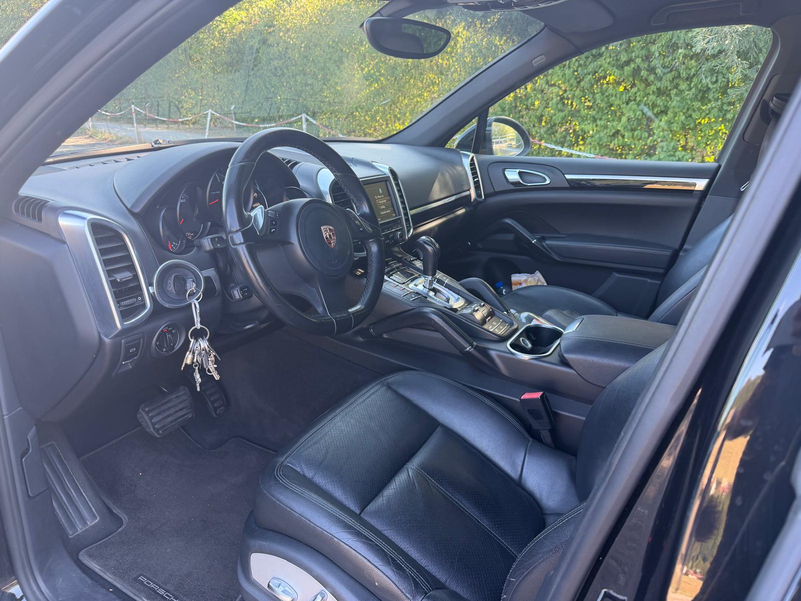 PORSCHE Cayenne Diesel-image-5