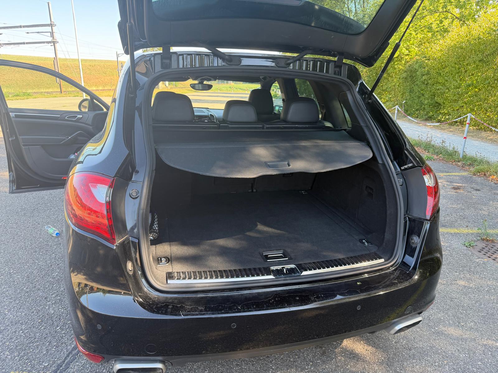 PORSCHE Cayenne Diesel-image-4