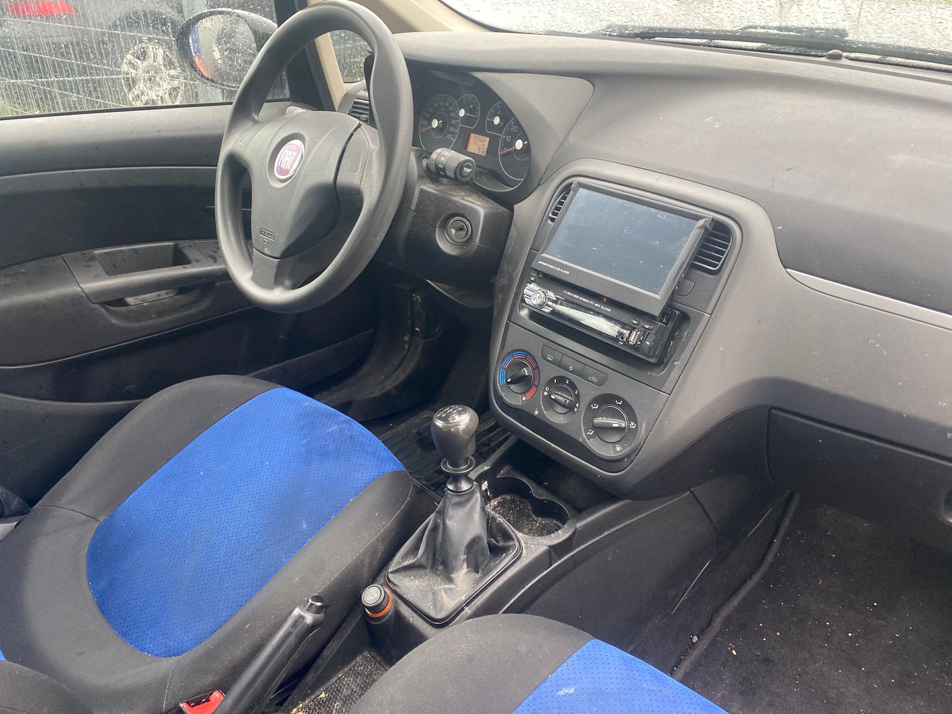 FIAT Punto 1.4 16V Turbo Dynamic-image-9