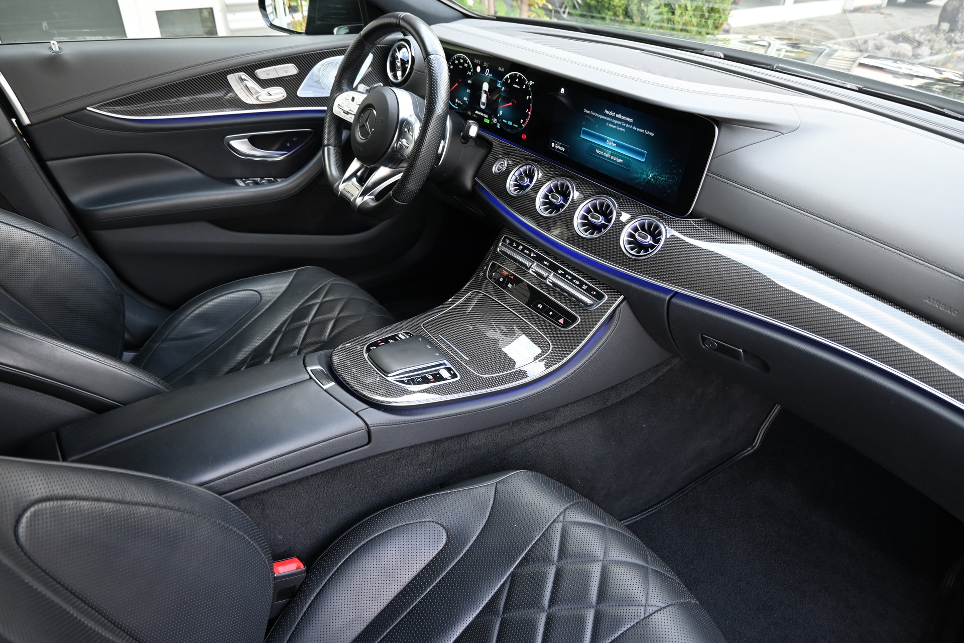 MERCEDES-BENZ CLS 53 AMG 4 Matic + (CH Auto) Voll-Ausstattung-image-10