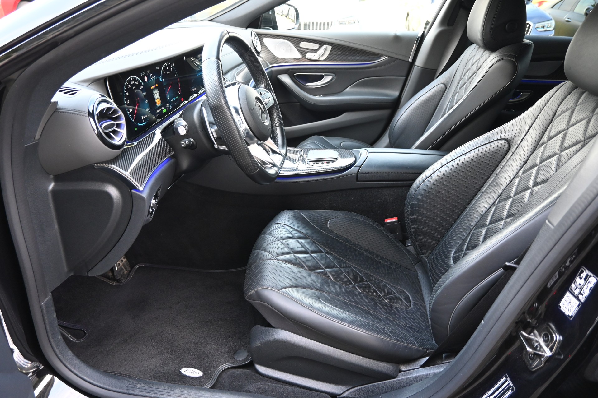 MERCEDES-BENZ CLS 53 AMG 4 Matic + (CH Auto) Voll-Ausstattung-image-9