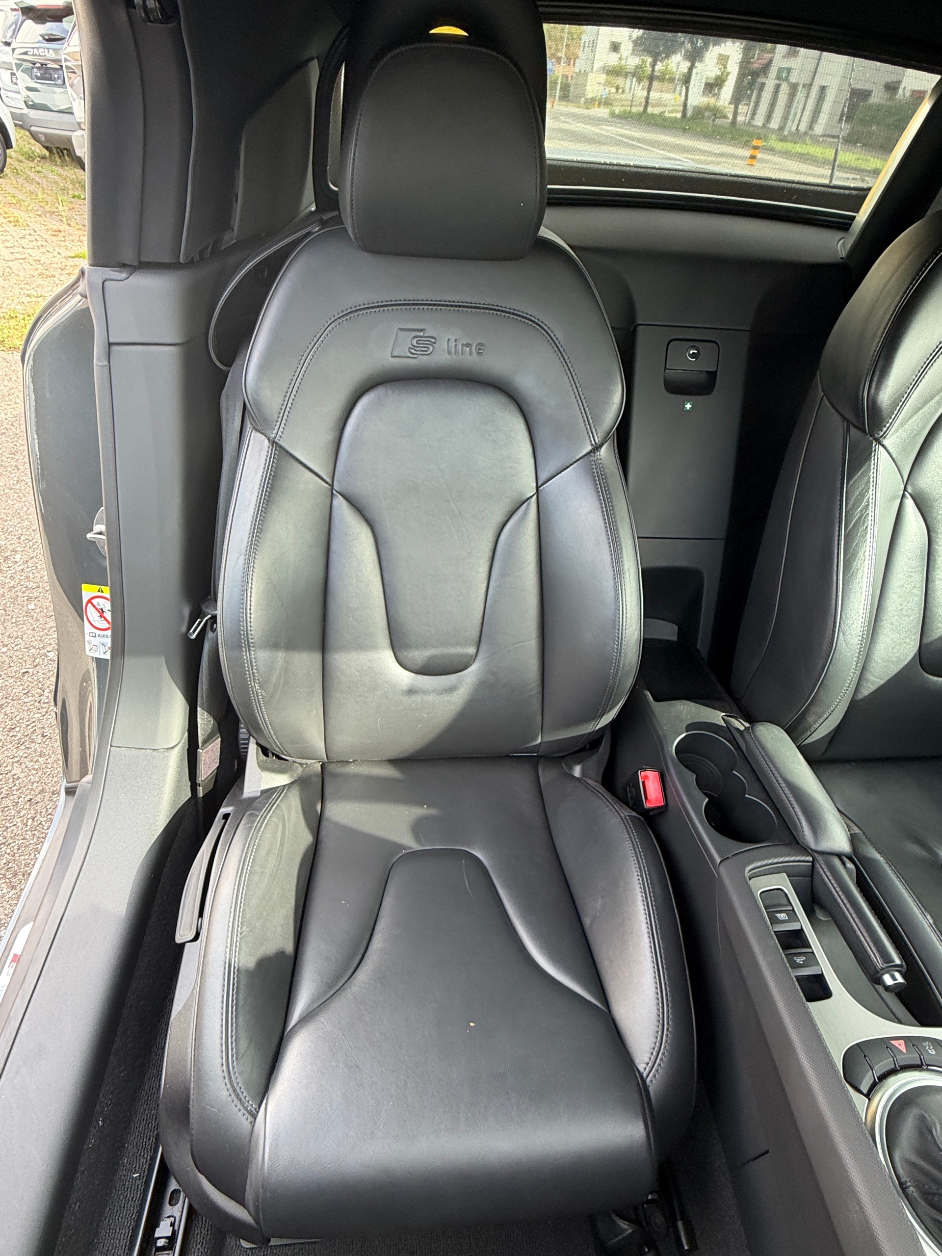 AUDI TT Roadster 2.0 TFSI quattro S-tronic-image-6