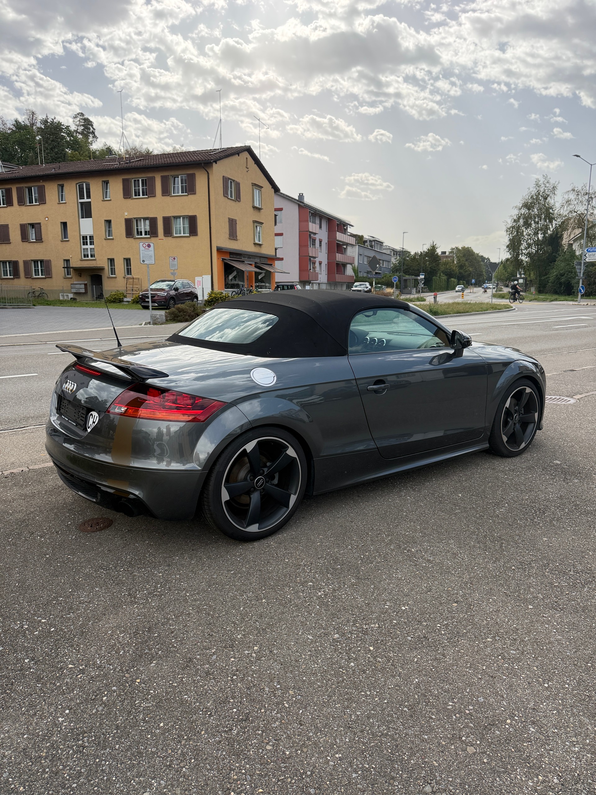 AUDI TT Roadster 2.0 TFSI quattro S-tronic-image-2