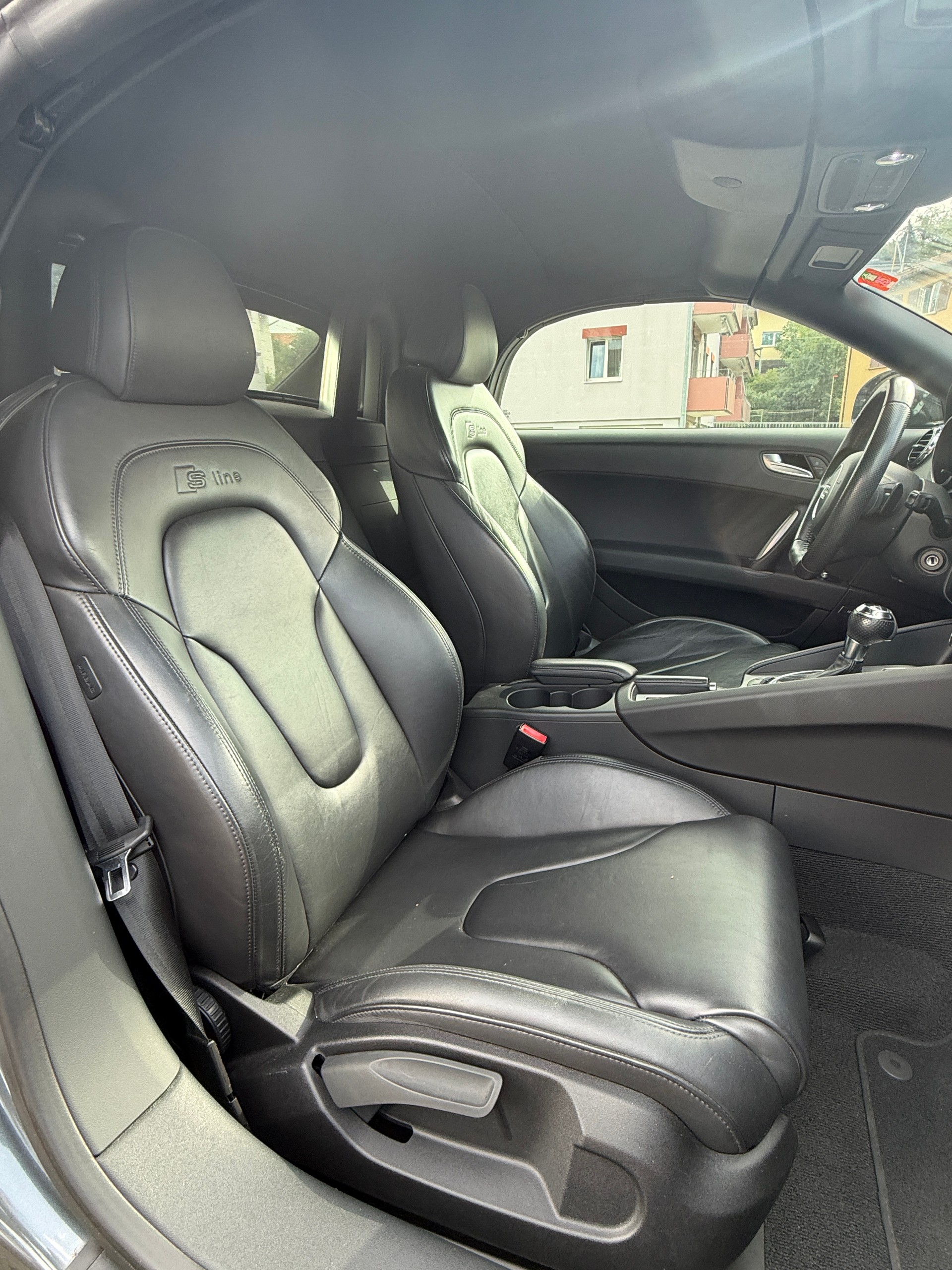 AUDI TT Roadster 2.0 TFSI quattro S-tronic-image-3