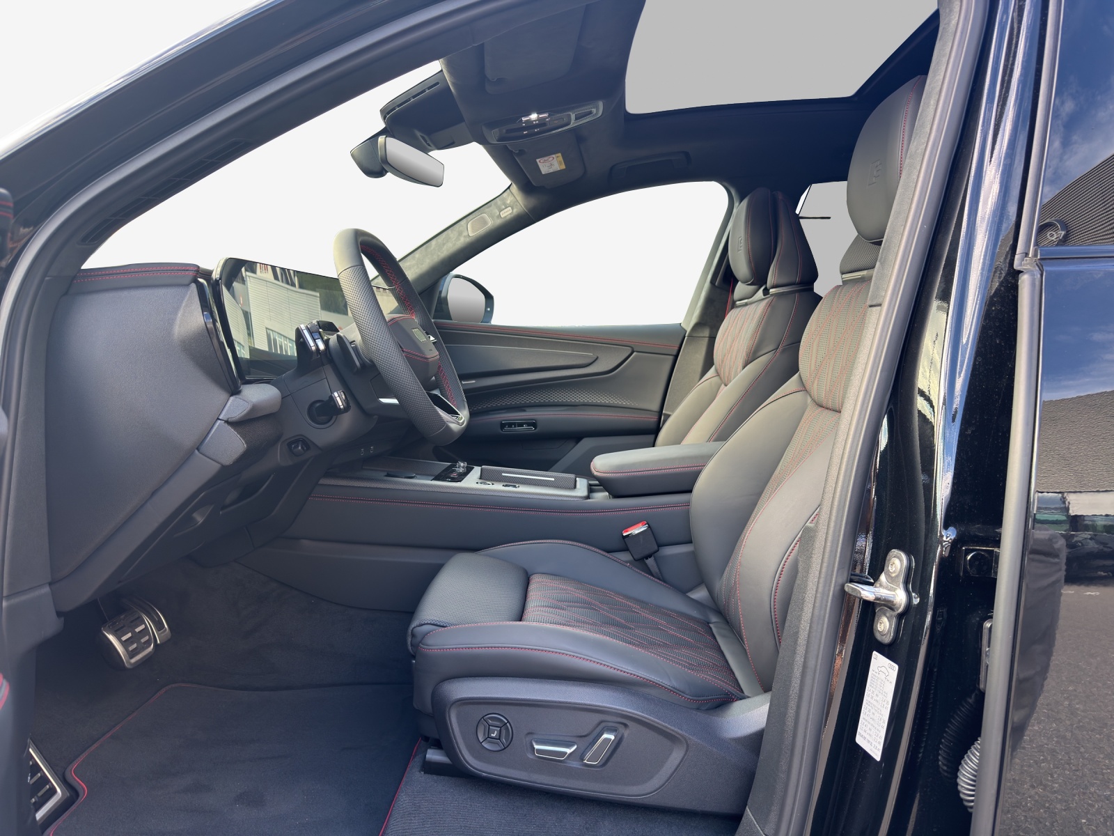 AUDI Q7 SUV TDI quattro 220 kW-image-7
