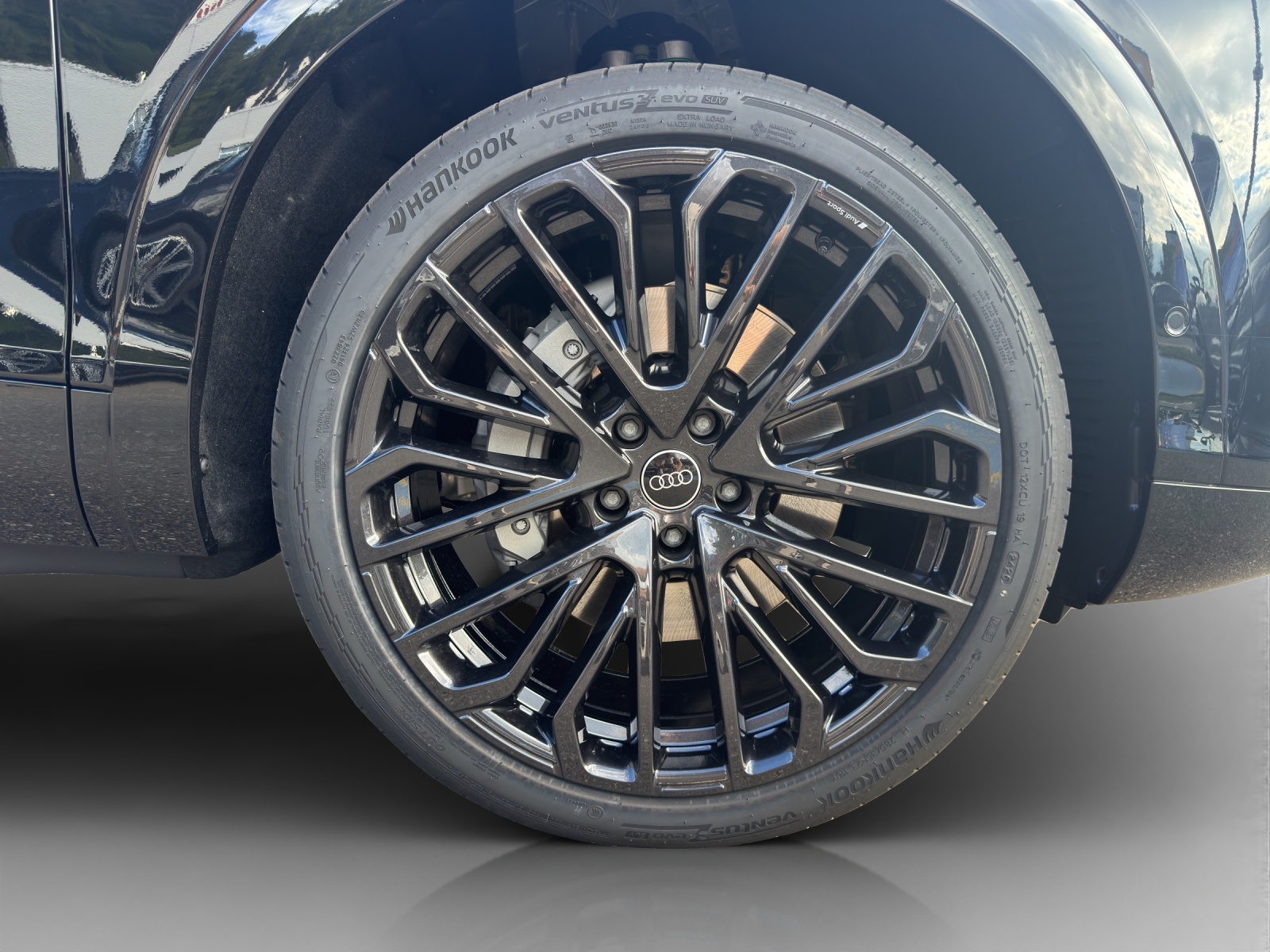 AUDI Q7 SUV TDI quattro 220 kW-image-13