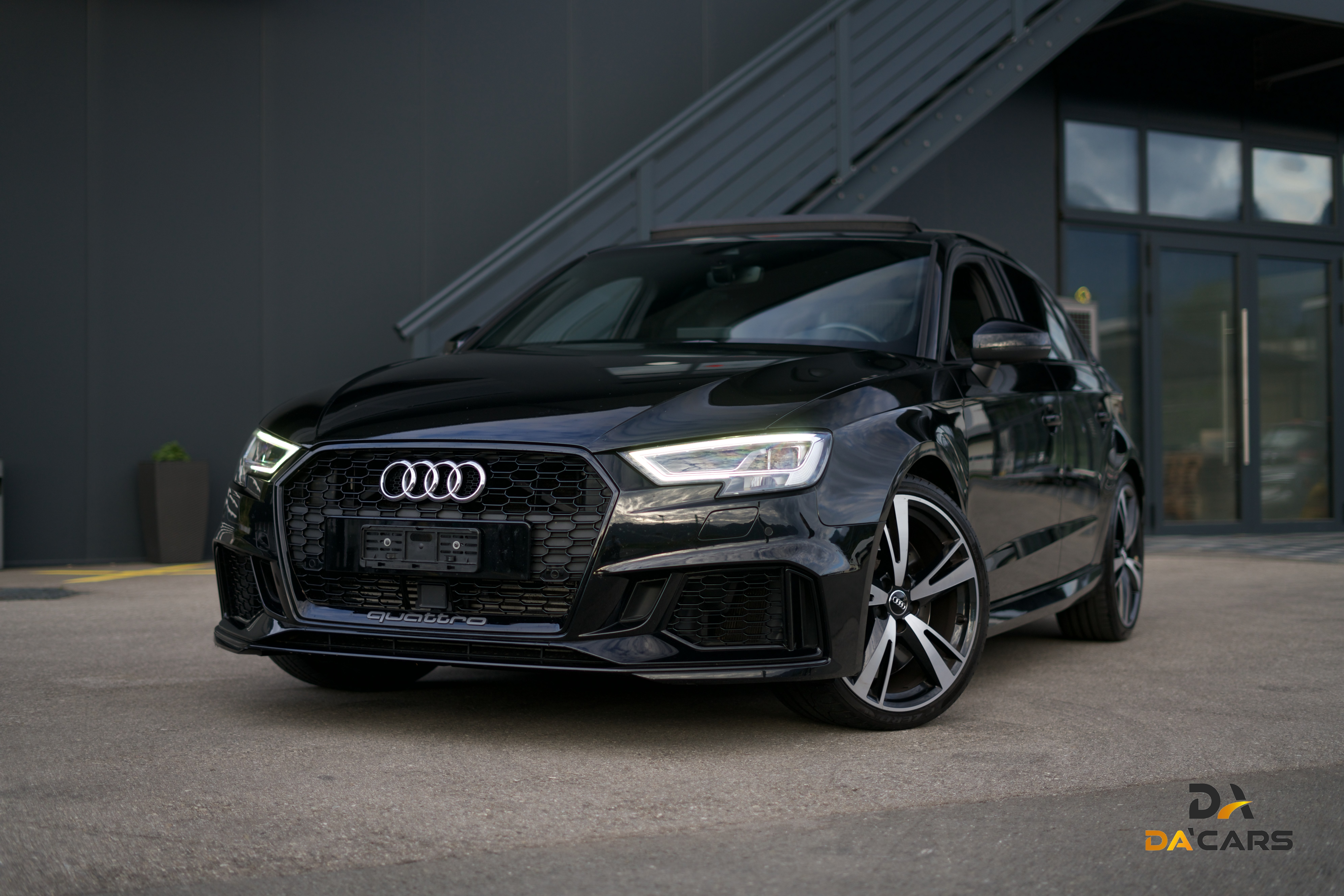 Car photo