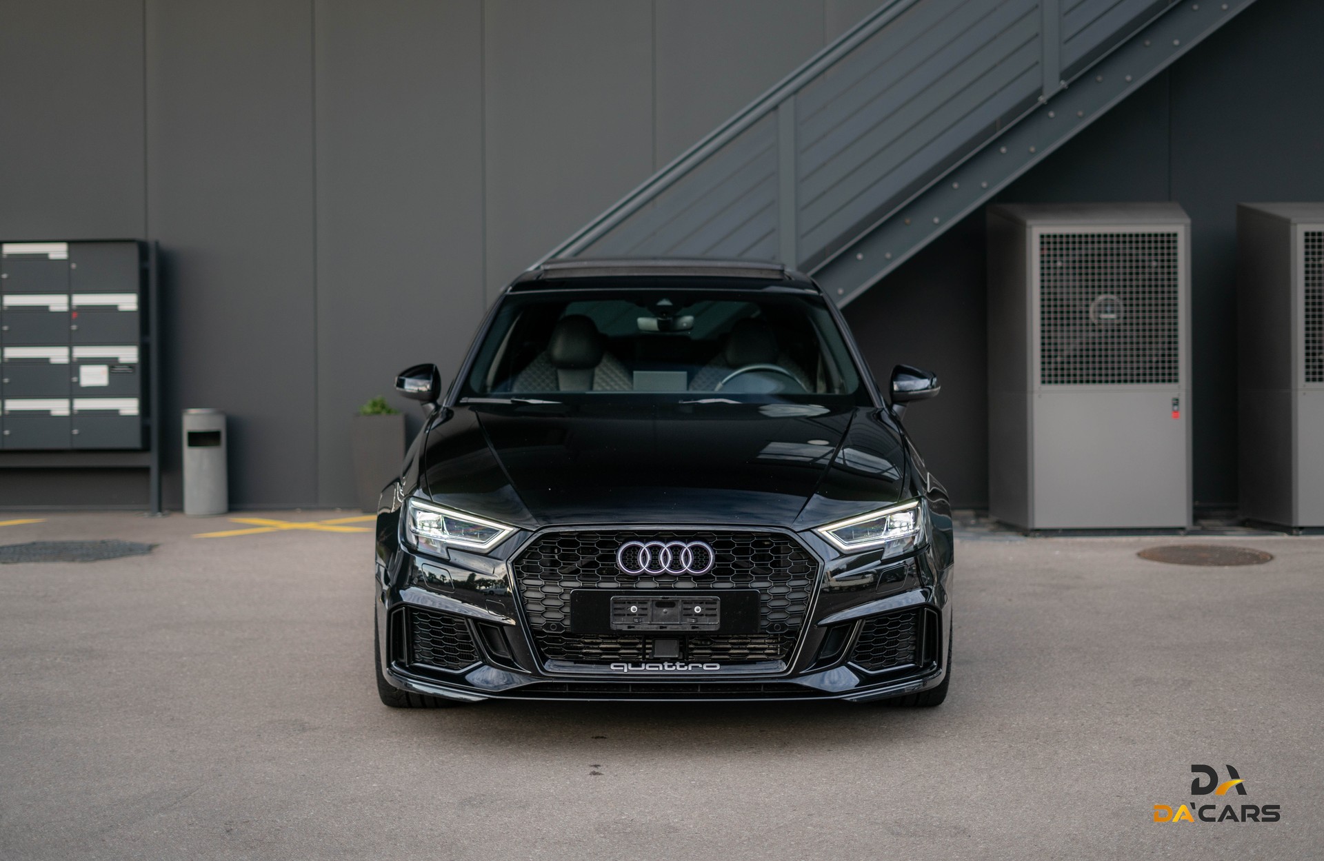 AUDI RS3 Sportback 2.5 TSI quattro S-tronic-image-1