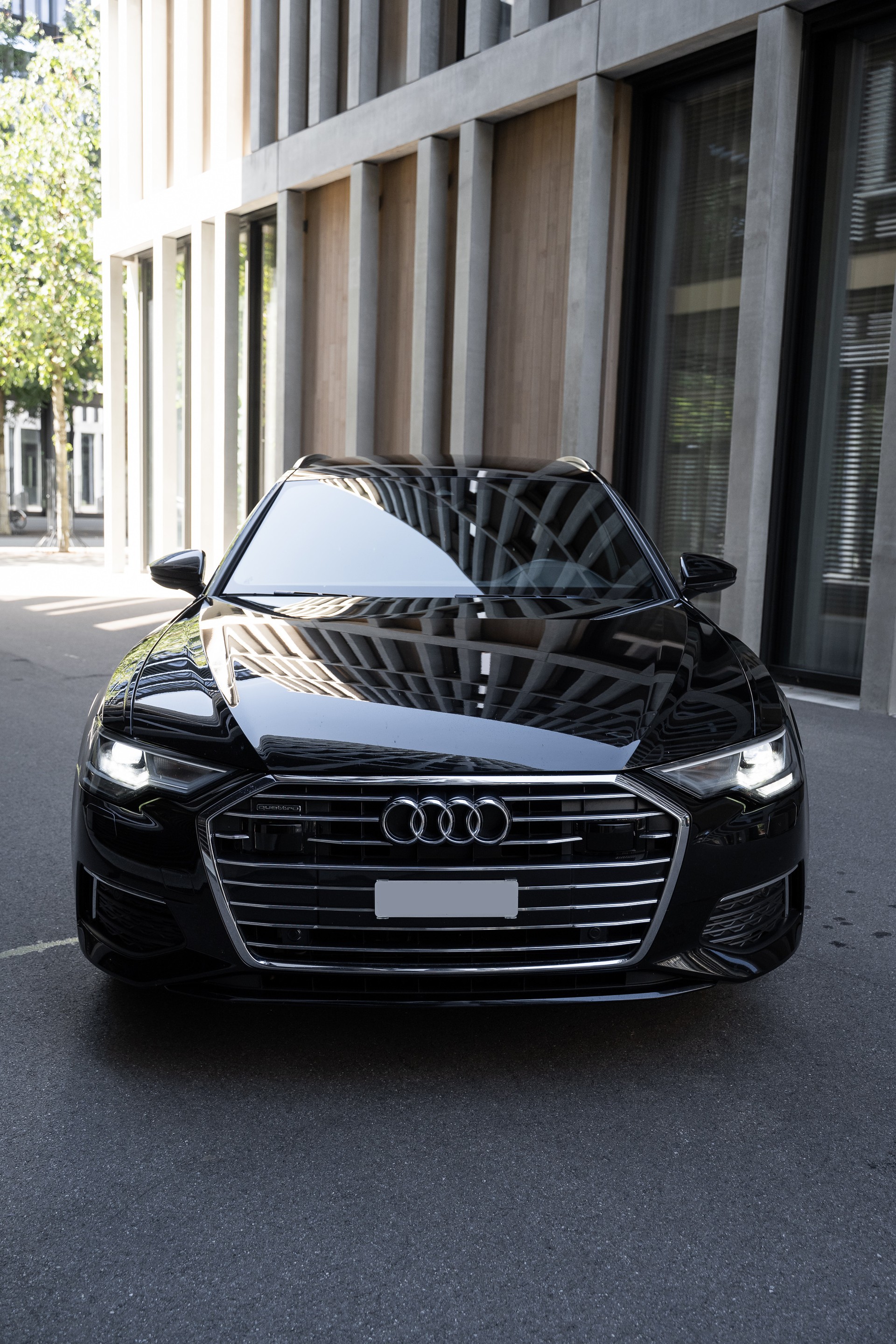AUDI 2.0 40 TDI Sport Attraction quattro S-Tronic-image-7