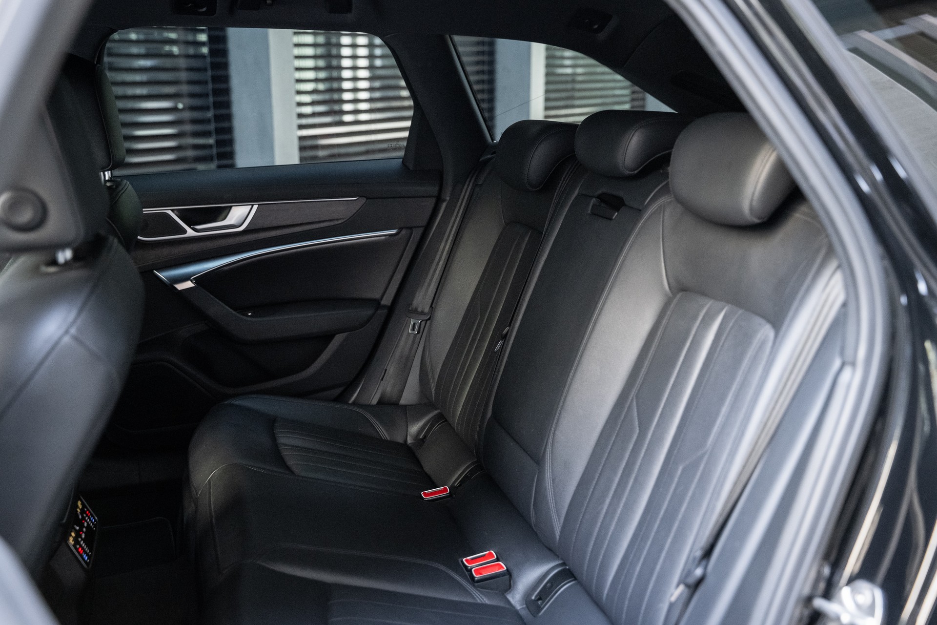 AUDI 2.0 40 TDI Sport Attraction quattro S-Tronic-image-16