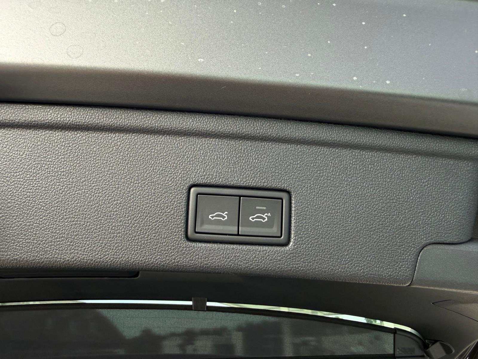 VW Touareg 3.0 TSI eHybrid R Final Edition Tiptronic-image-31