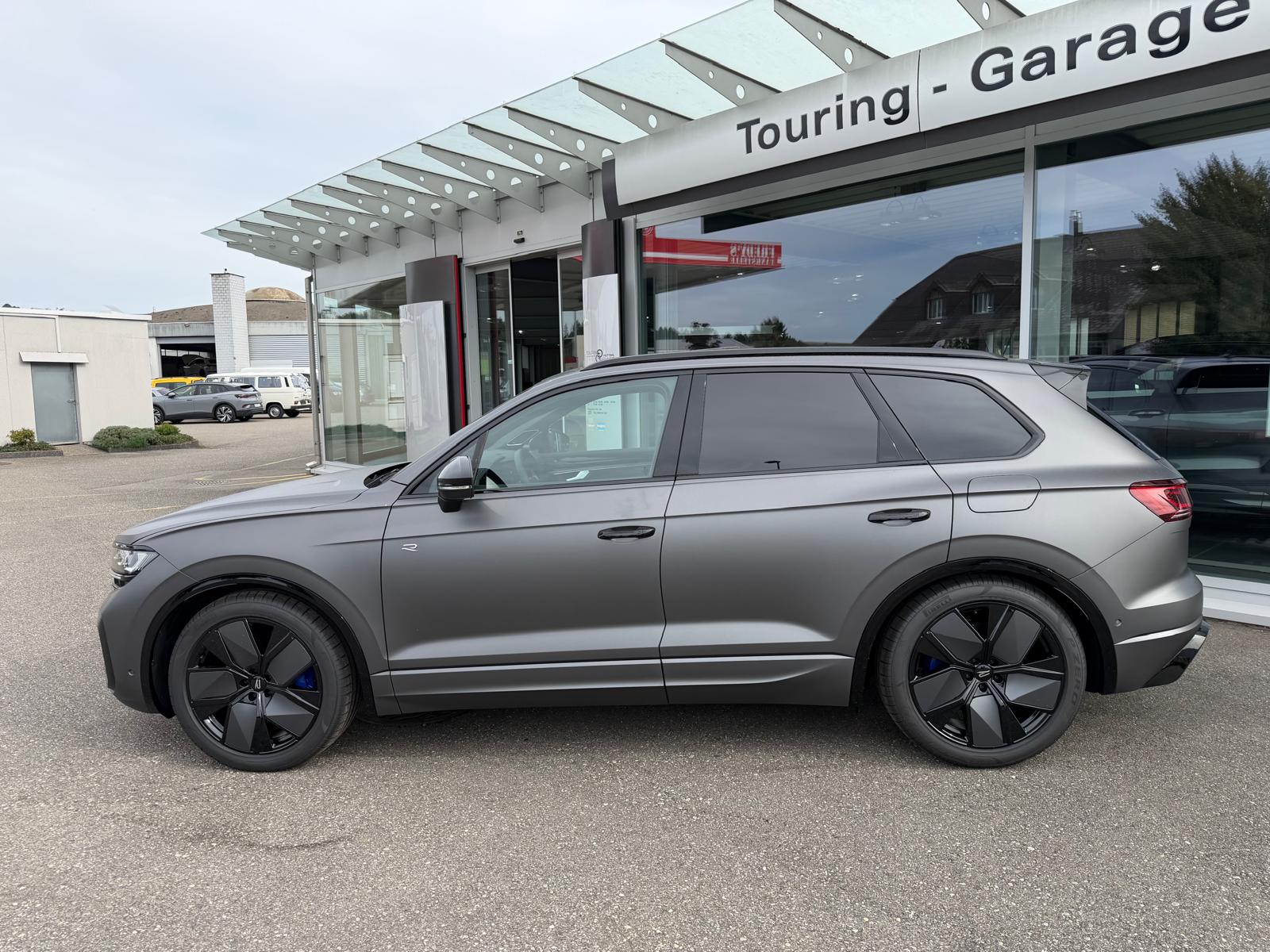 VW Touareg 3.0 TSI eHybrid R Final Edition Tiptronic-image-1