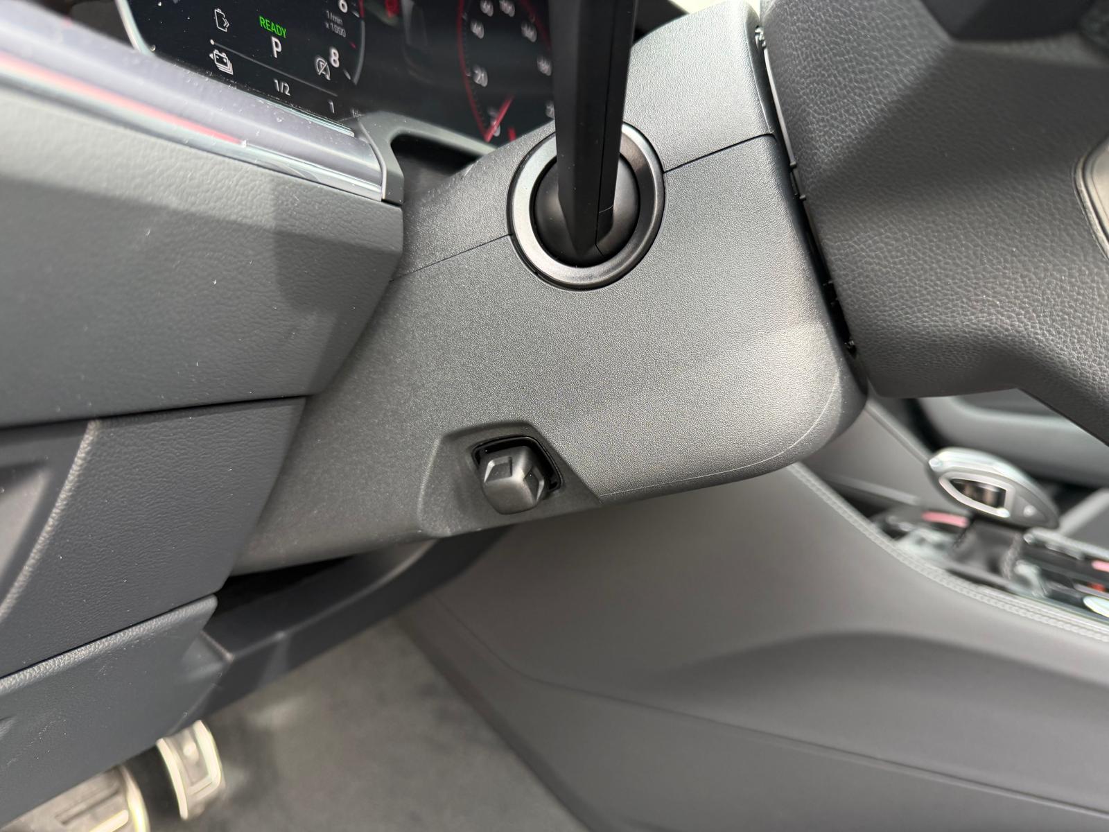 VW Touareg 3.0 TSI eHybrid R Final Edition Tiptronic-image-15
