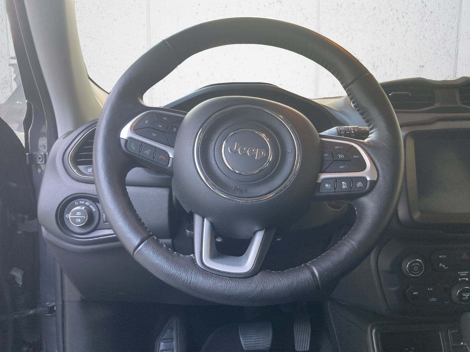 JEEP Renegade 1.5 MHEV S Plus-image-8