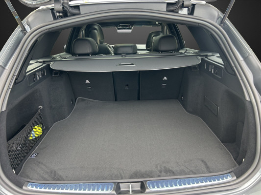MERCEDES-BENZ C 220 d T 4 M Swiss Star-image-10