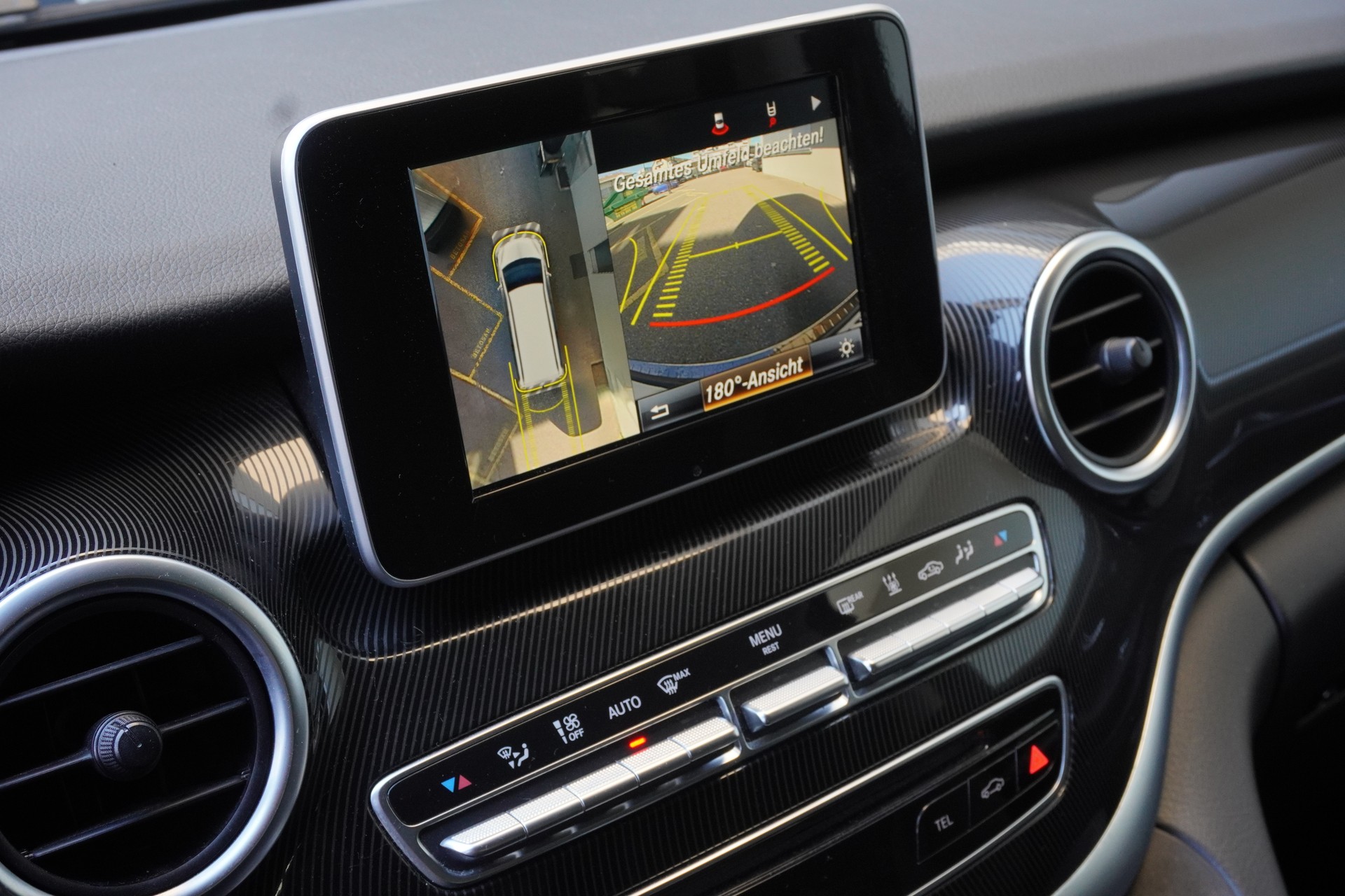 MERCEDES-BENZ V 250 d lang 4Matic 7G-Tronic-image-10