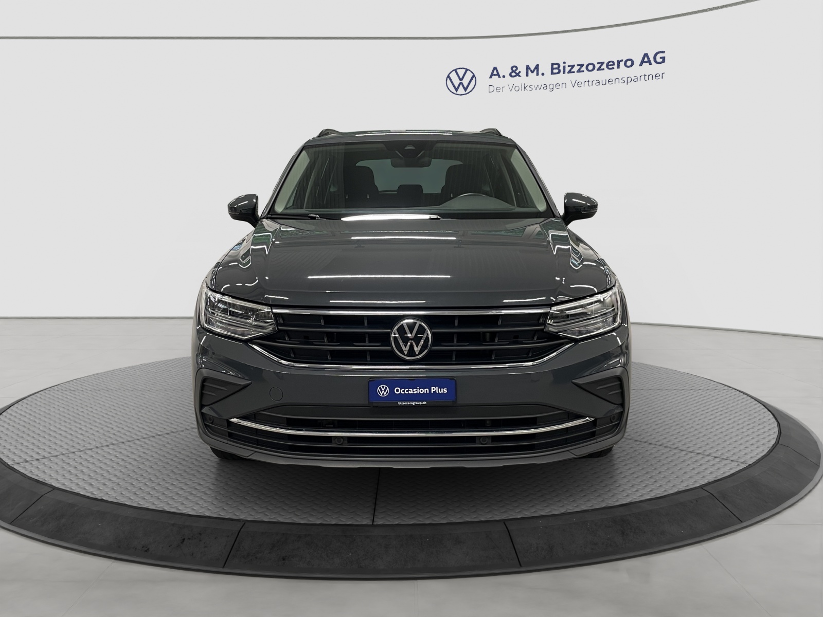 VW Tiguan 2.0TSI Life 4Motion DSG-image-7