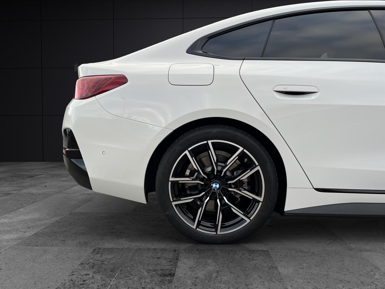 BMW 4er Reihe G26 Gran Coupé 430i xDrive-image-19