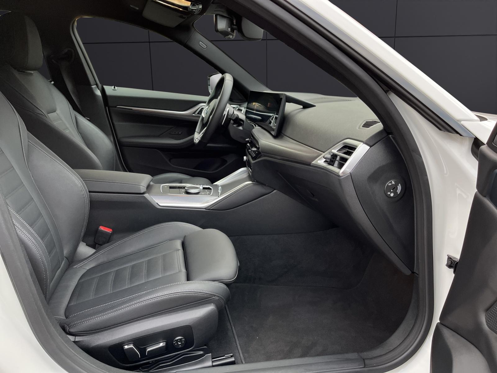 BMW 4er Reihe G26 Gran Coupé 430i xDrive-image-18