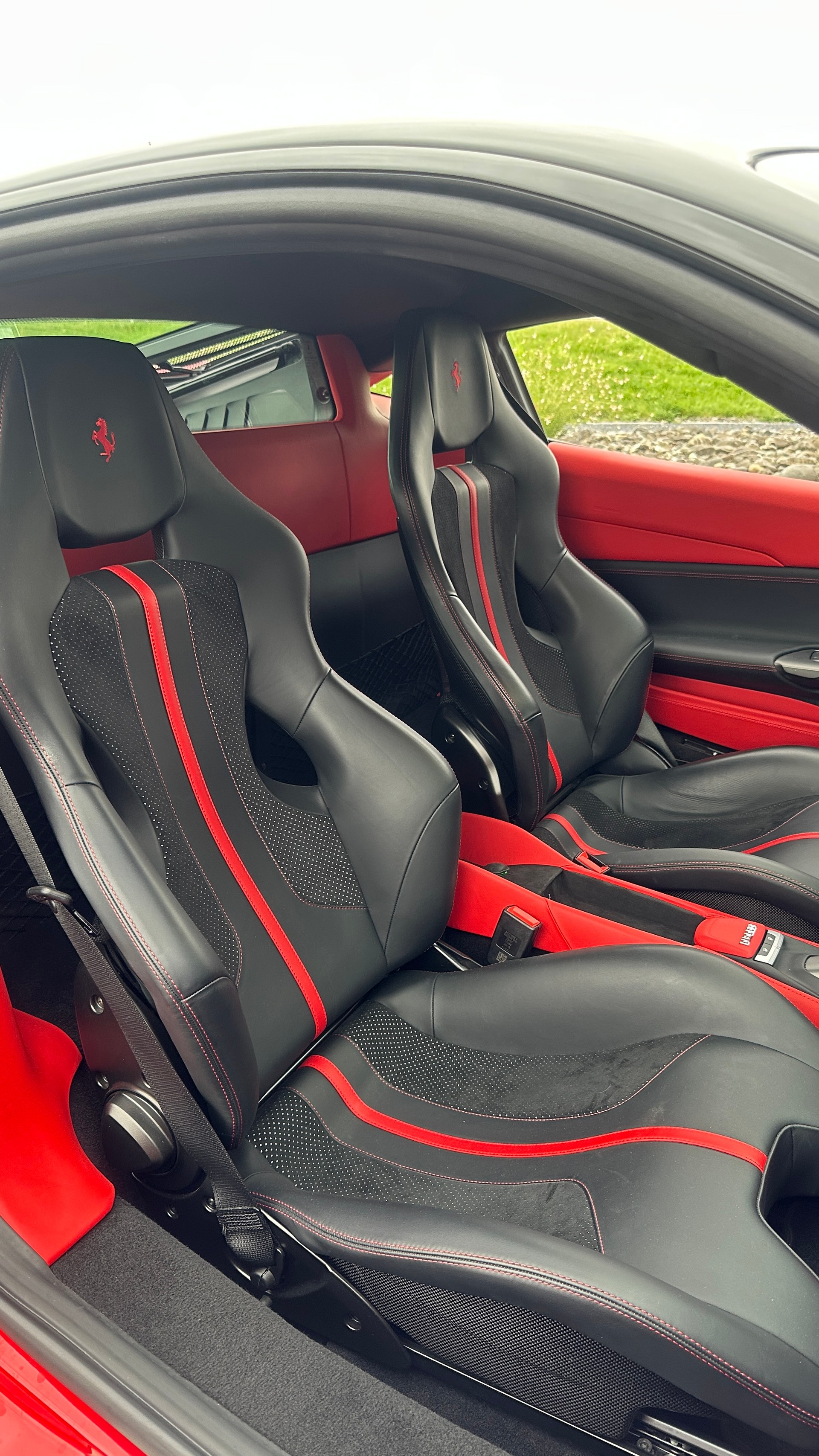 FERRARI 488 GTB 3.9 V8-image-14