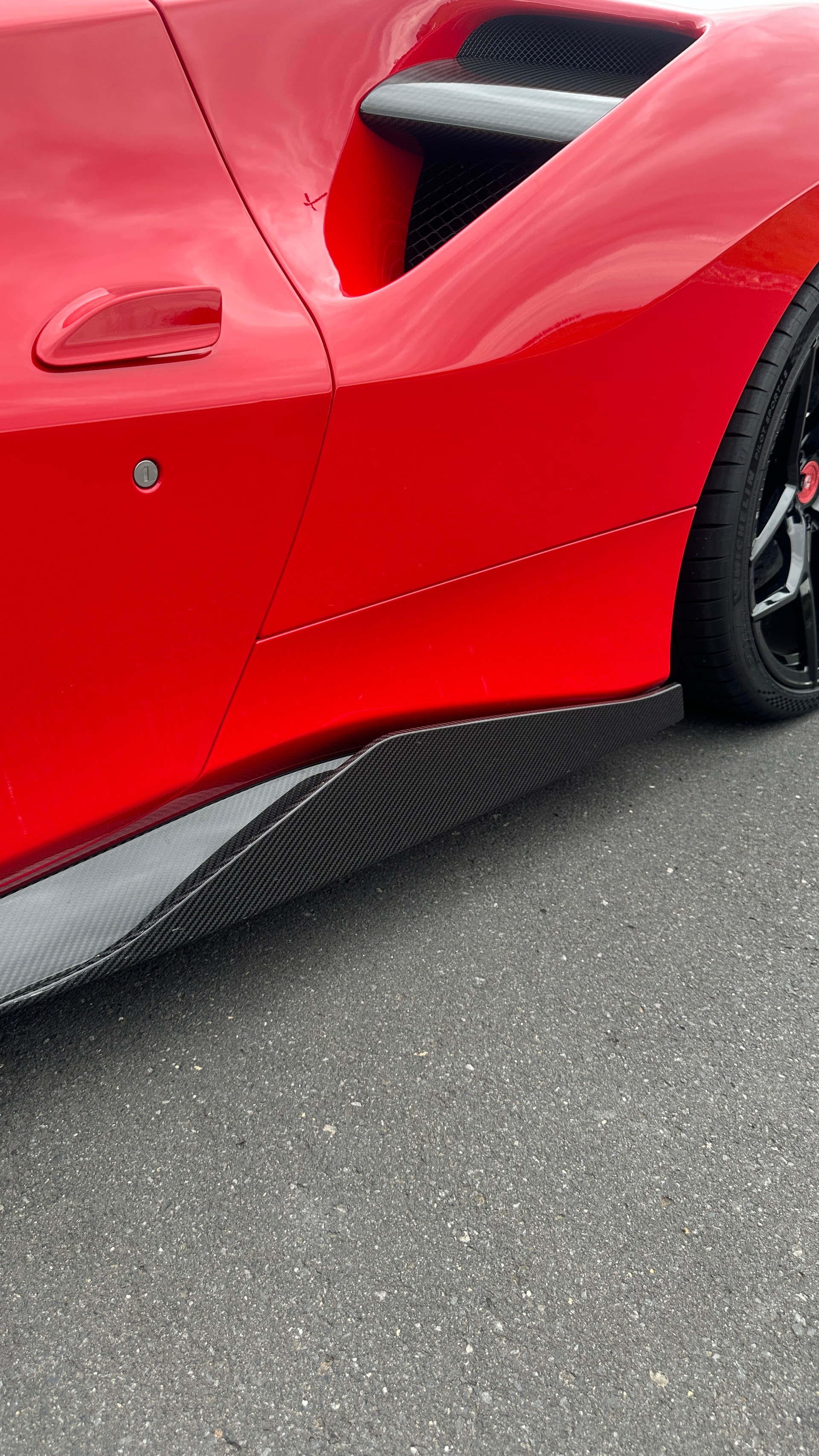 FERRARI 488 GTB 3.9 V8-image-17