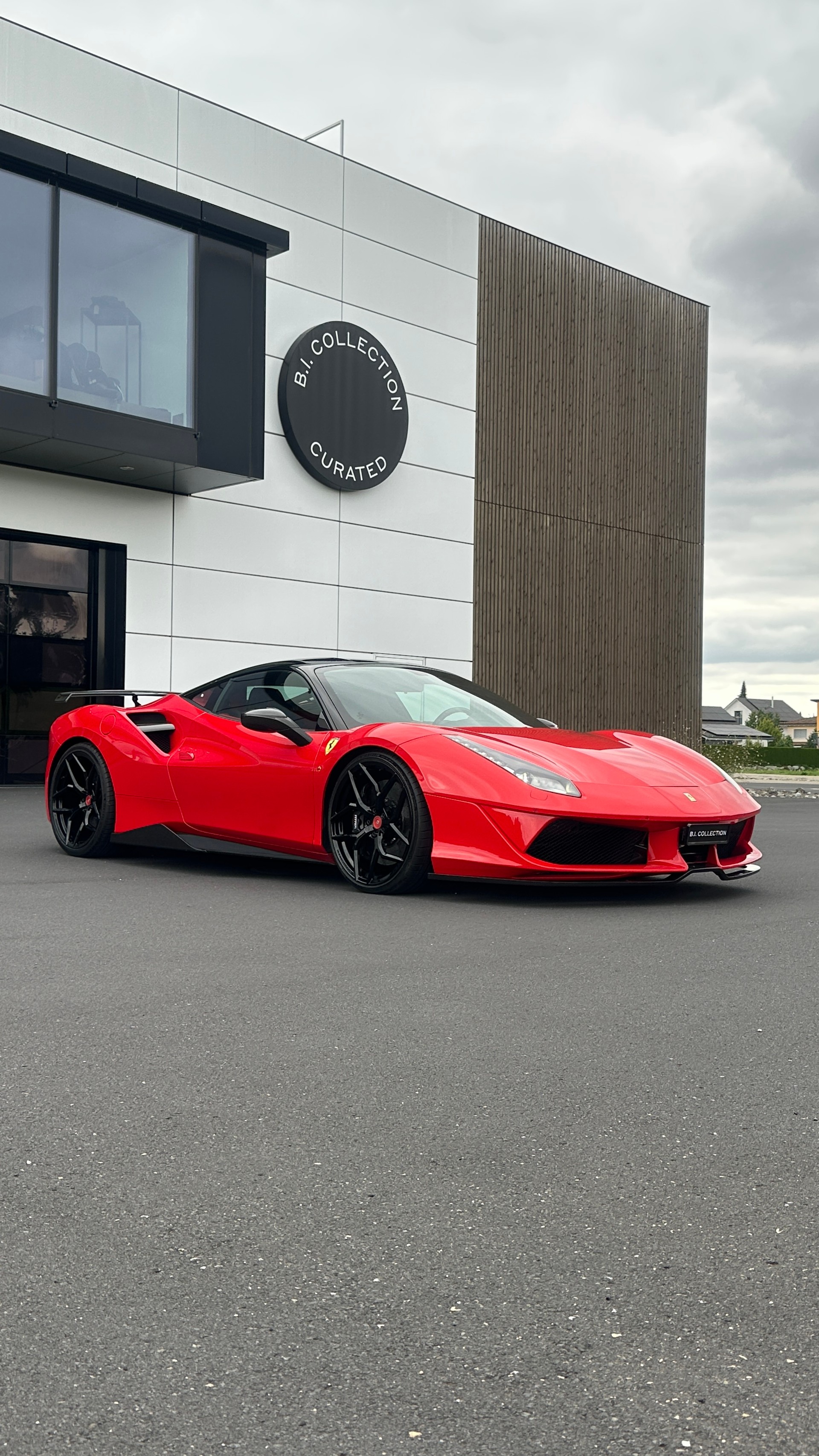 FERRARI 488 GTB 3.9 V8-image-1