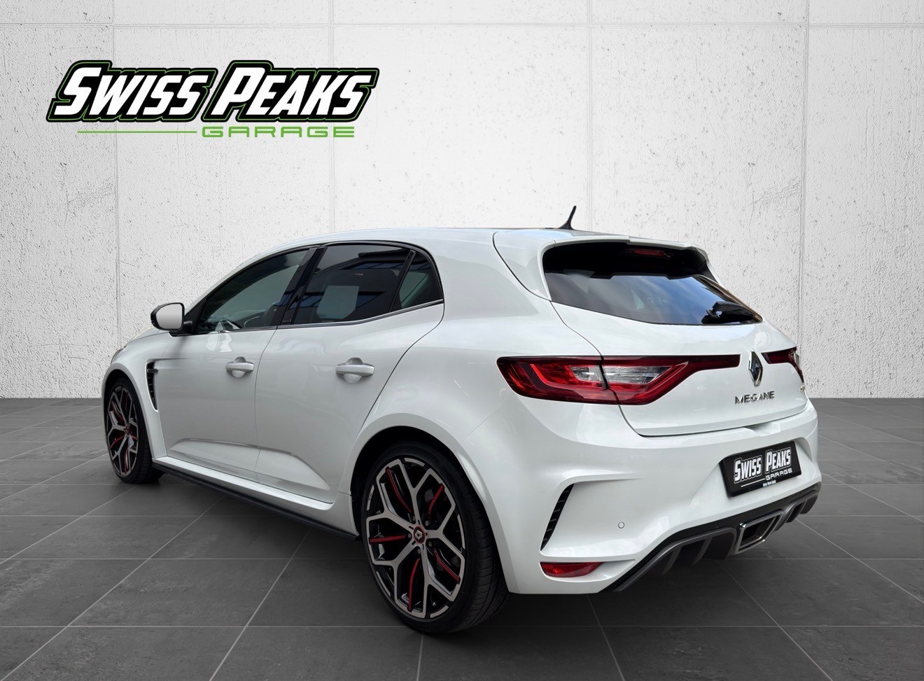 RENAULT Mégane Trophy 300-image-4