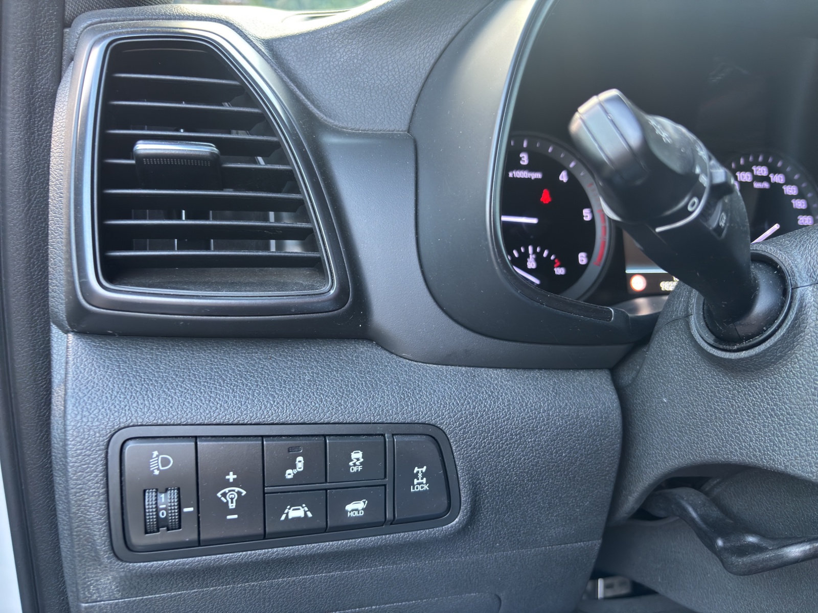 HYUNDAI Tucson 2.0 CRDI N-Line Mild Hybrid 4WD Automatic-image-9