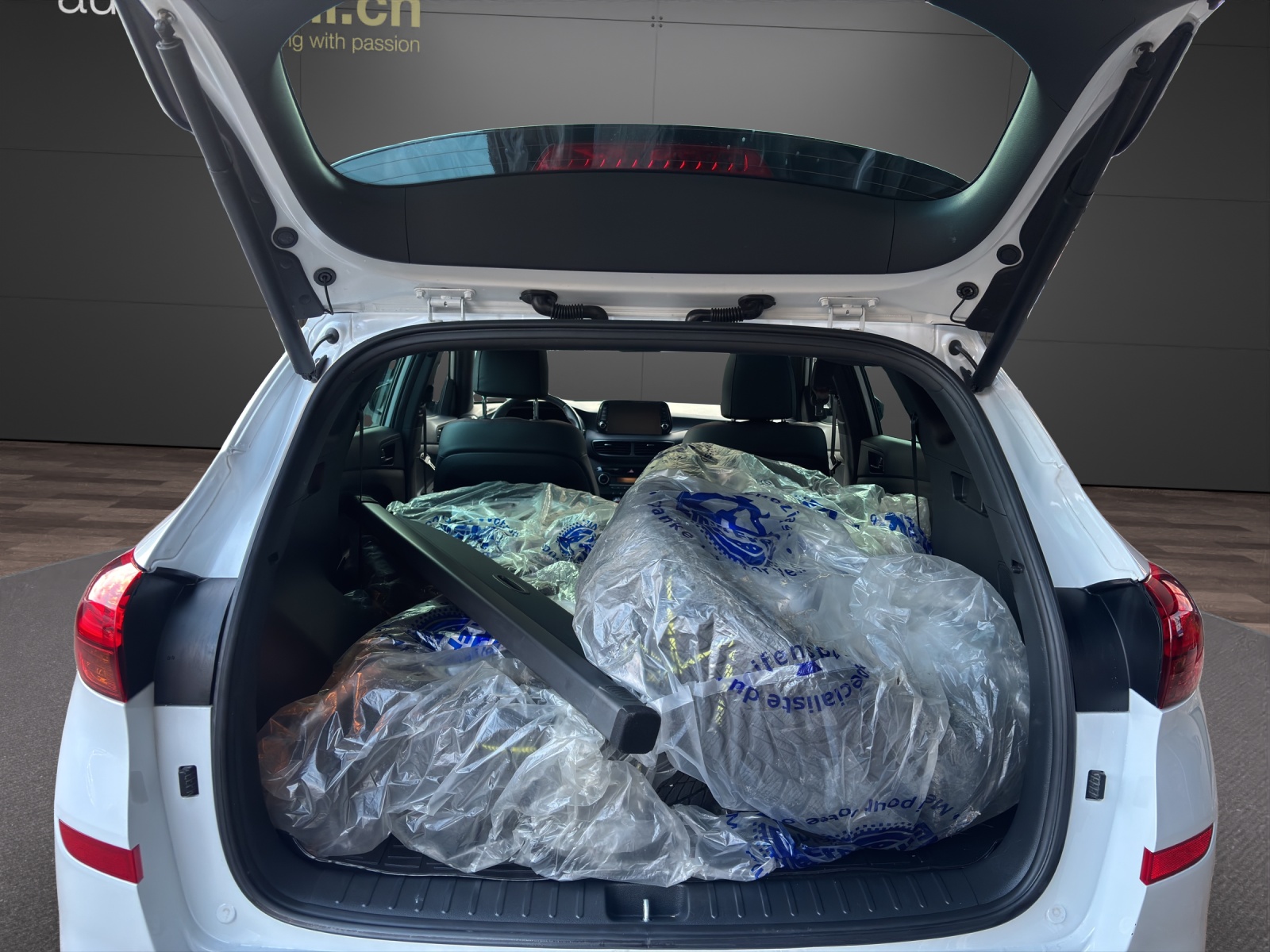 HYUNDAI Tucson 2.0 CRDI N-Line Mild Hybrid 4WD Automatic-image-11