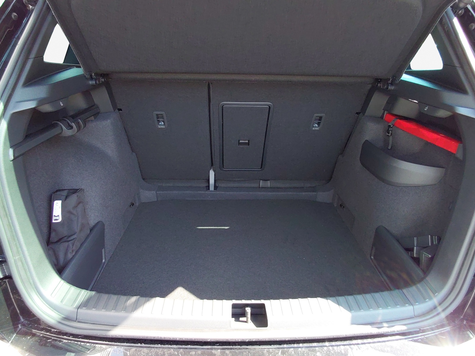 SKODA Karoq 2.0 TSI SportLine 4x4 DSG-image-12