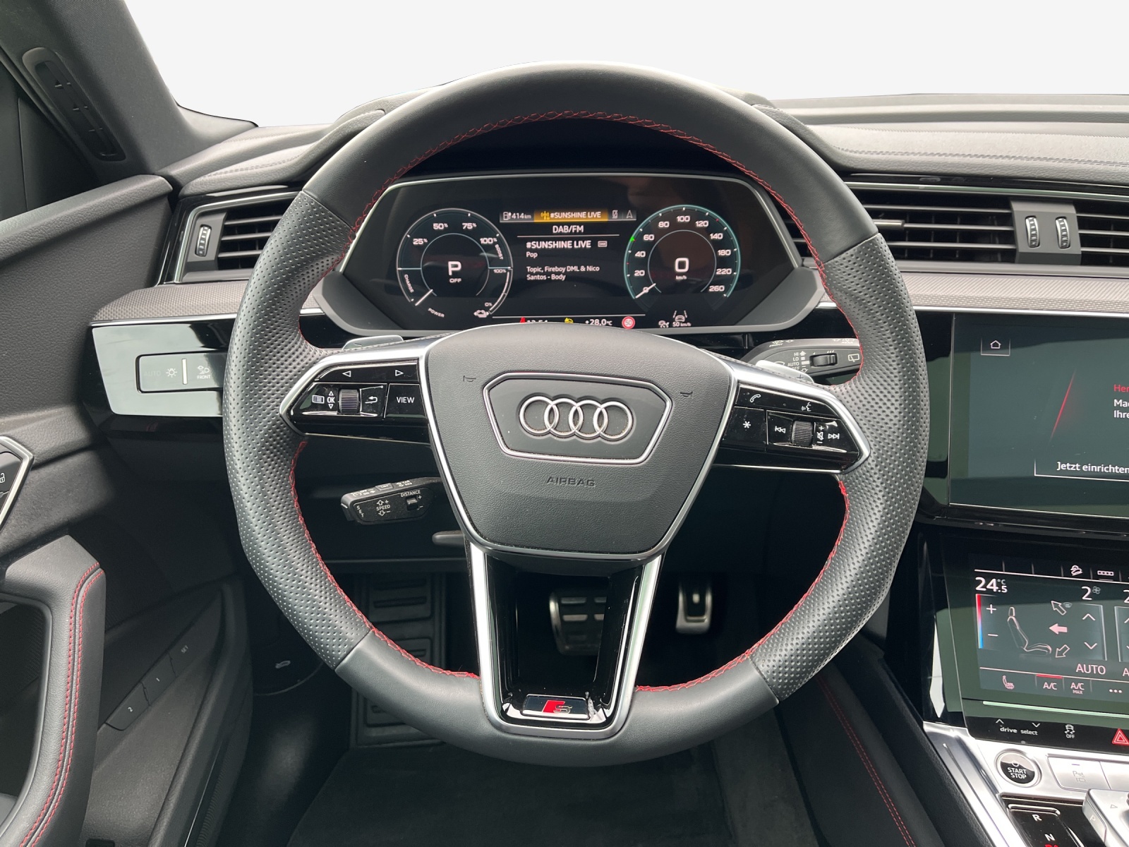 AUDI Q8 50 e-tron Black Edition quattro-image-9