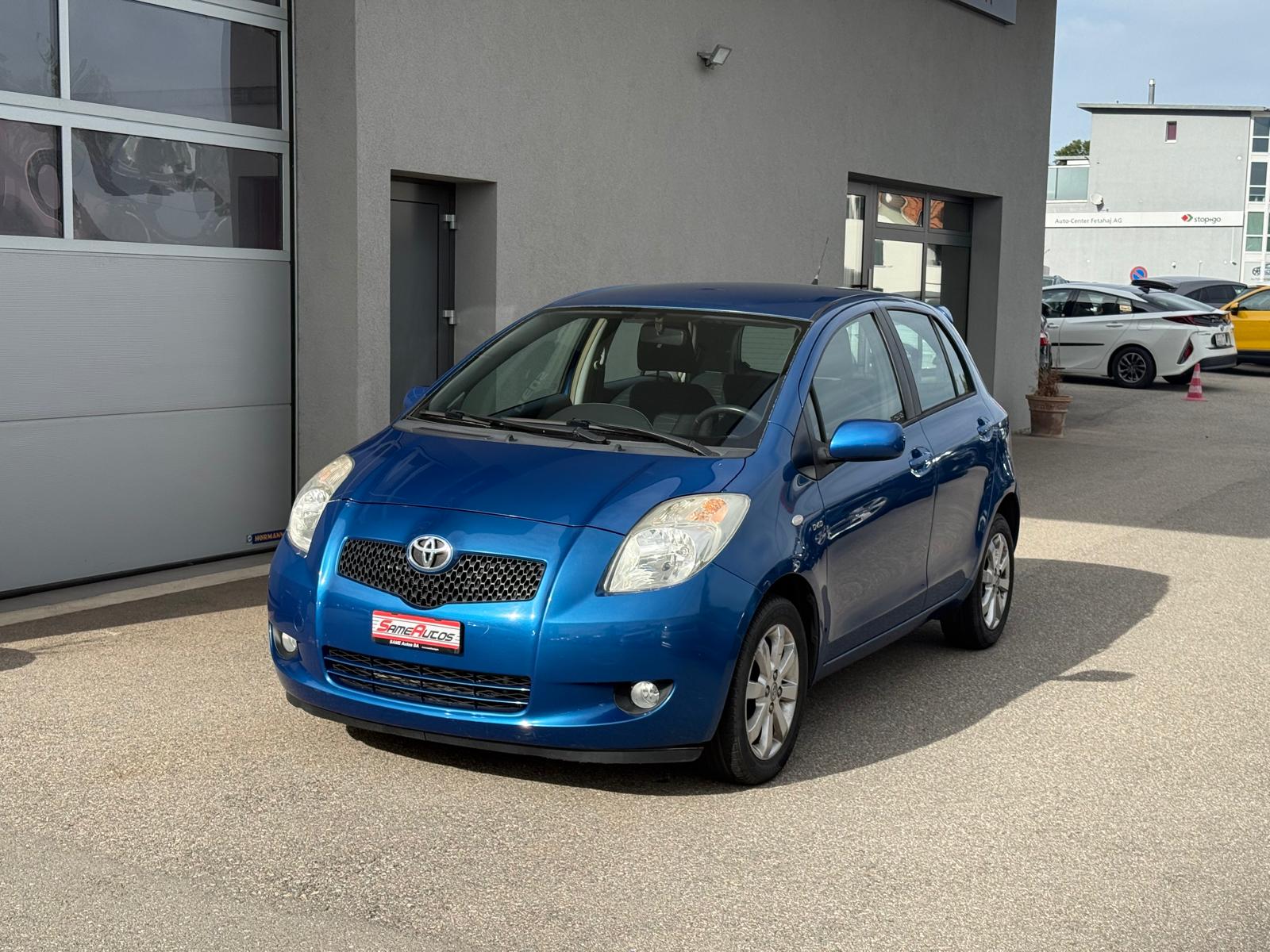 TOYOTA Yaris 1.4 D-4D Chic-image-4
