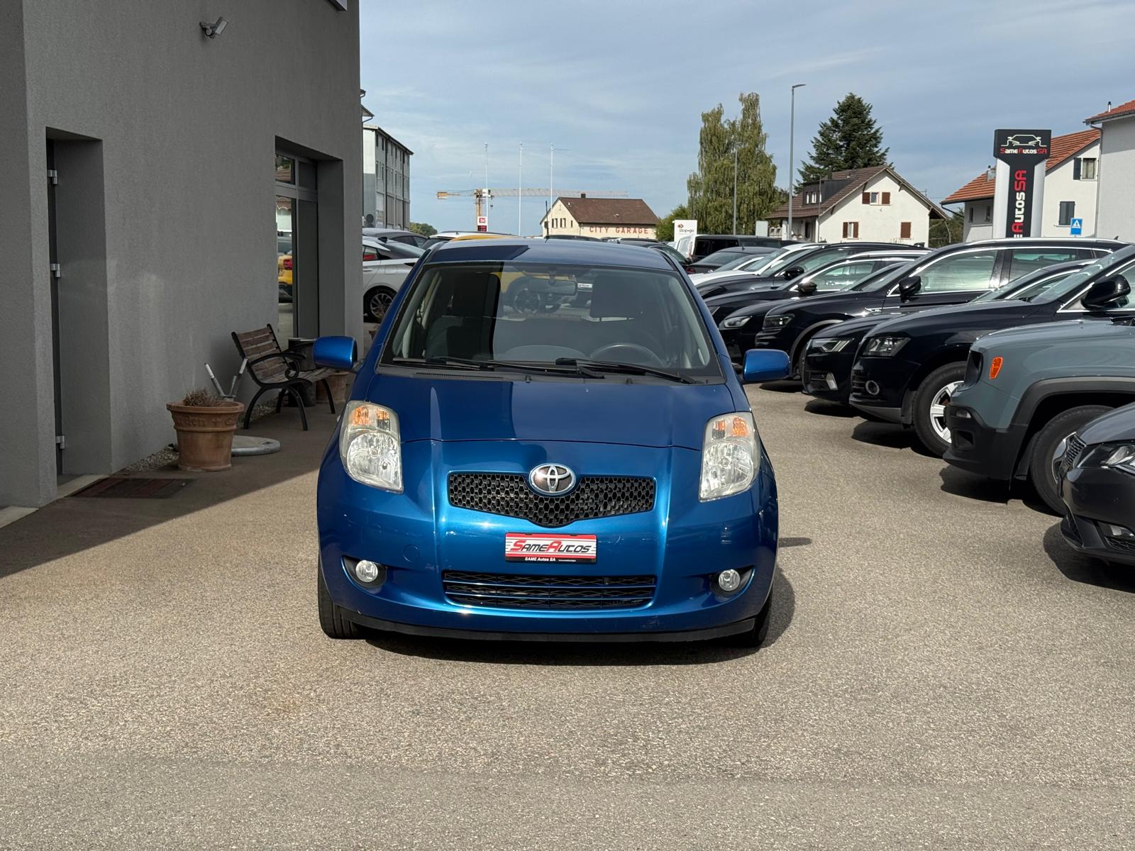 TOYOTA Yaris 1.4 D-4D Chic-image-5