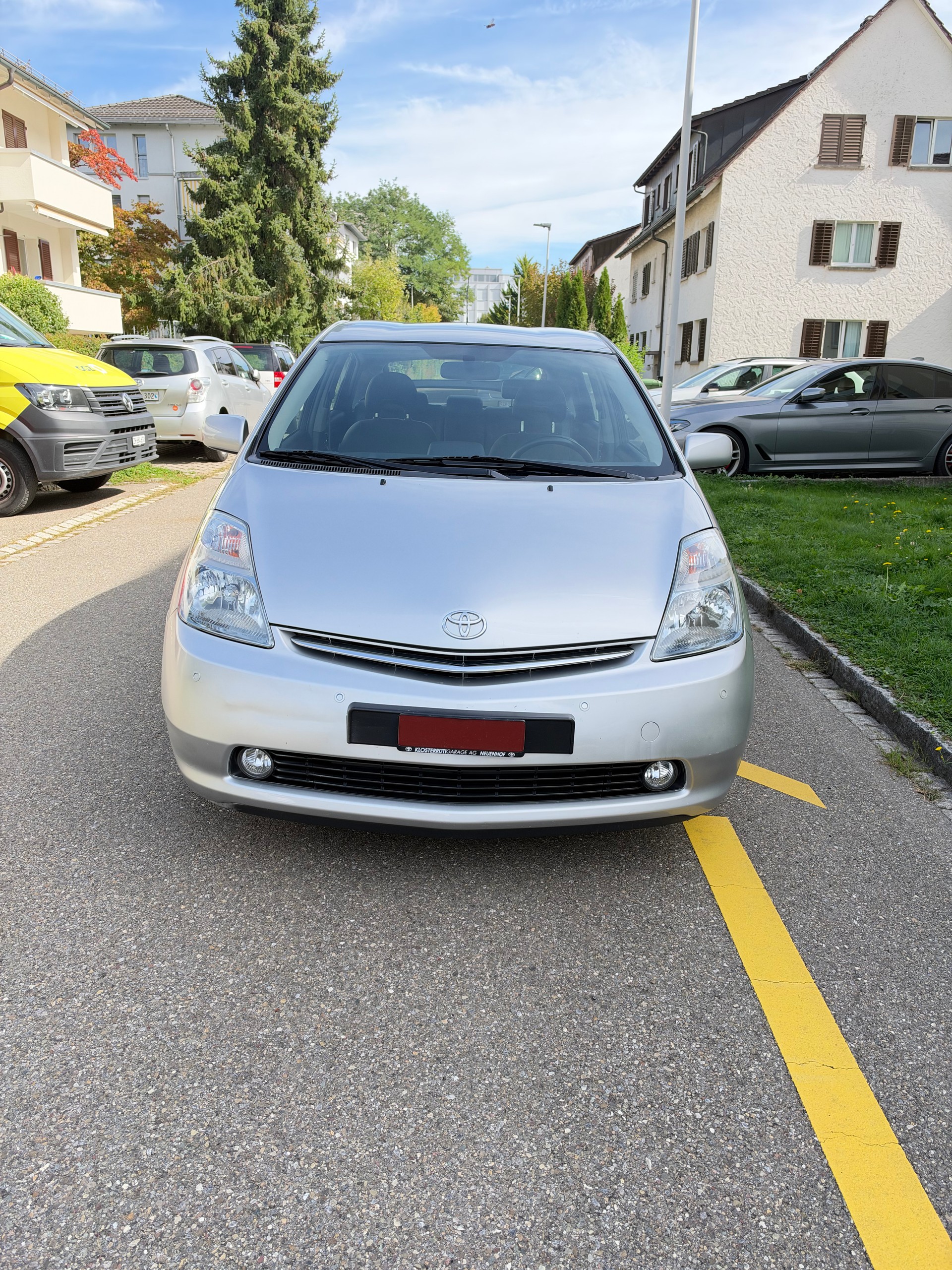 TOYOTA Prius 1.5 16V Hybrid/ FRISCH AB MFK 17. 09. 2026. & SERVICE / RÜCKFAHRTKAMERA / NAVI/ KEYLESS / BLUETOOTH-image-0