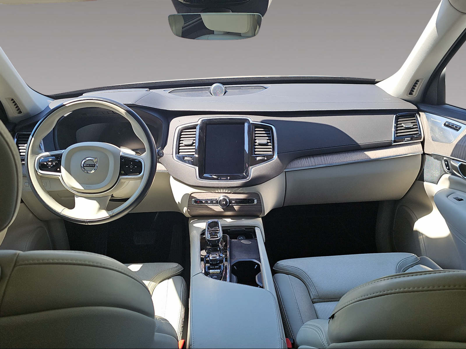 VOLVO XC90 T8 eAWD Inscription Geartronic-image-13