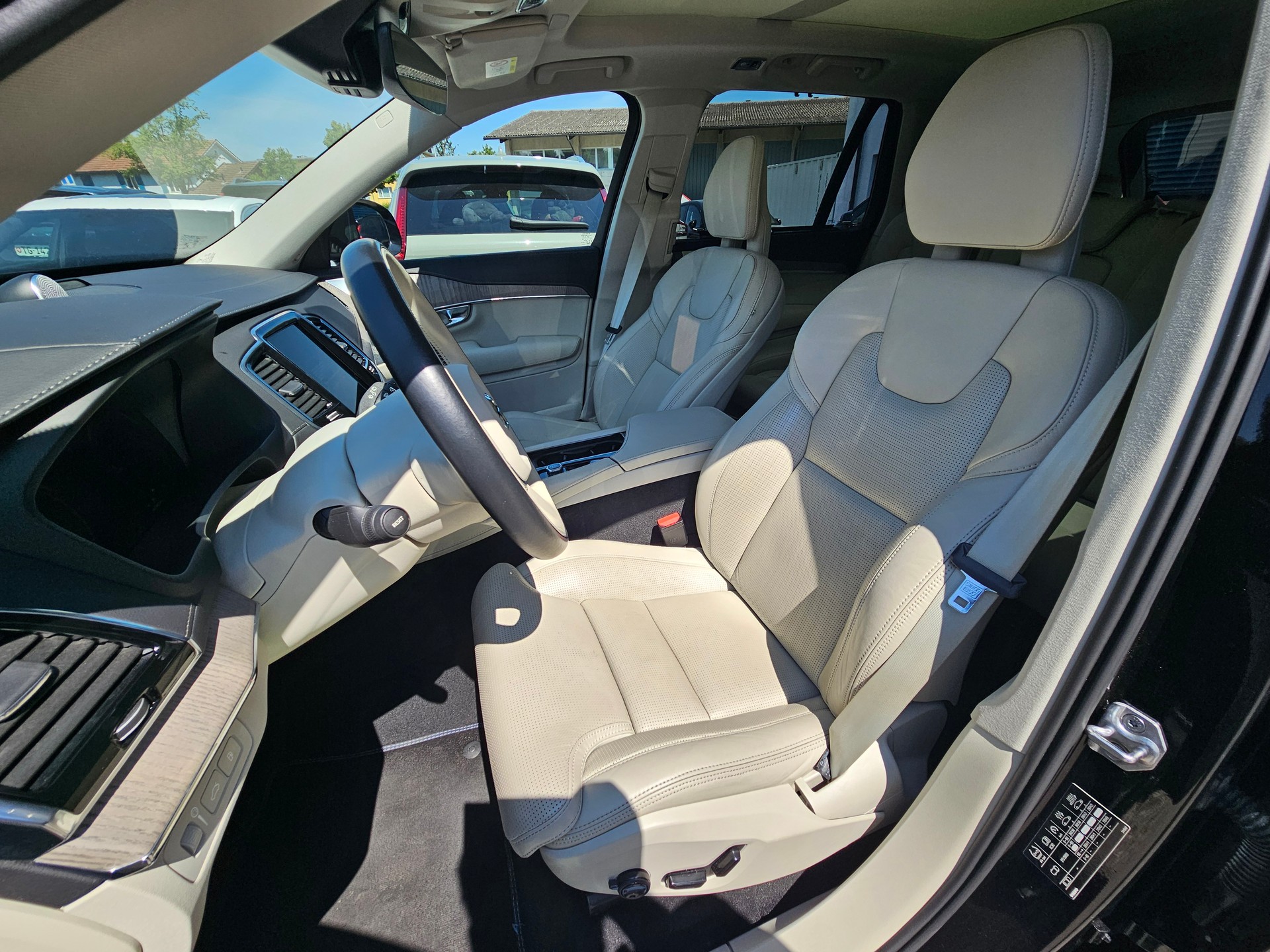 VOLVO XC90 T8 eAWD Inscription Geartronic-image-9
