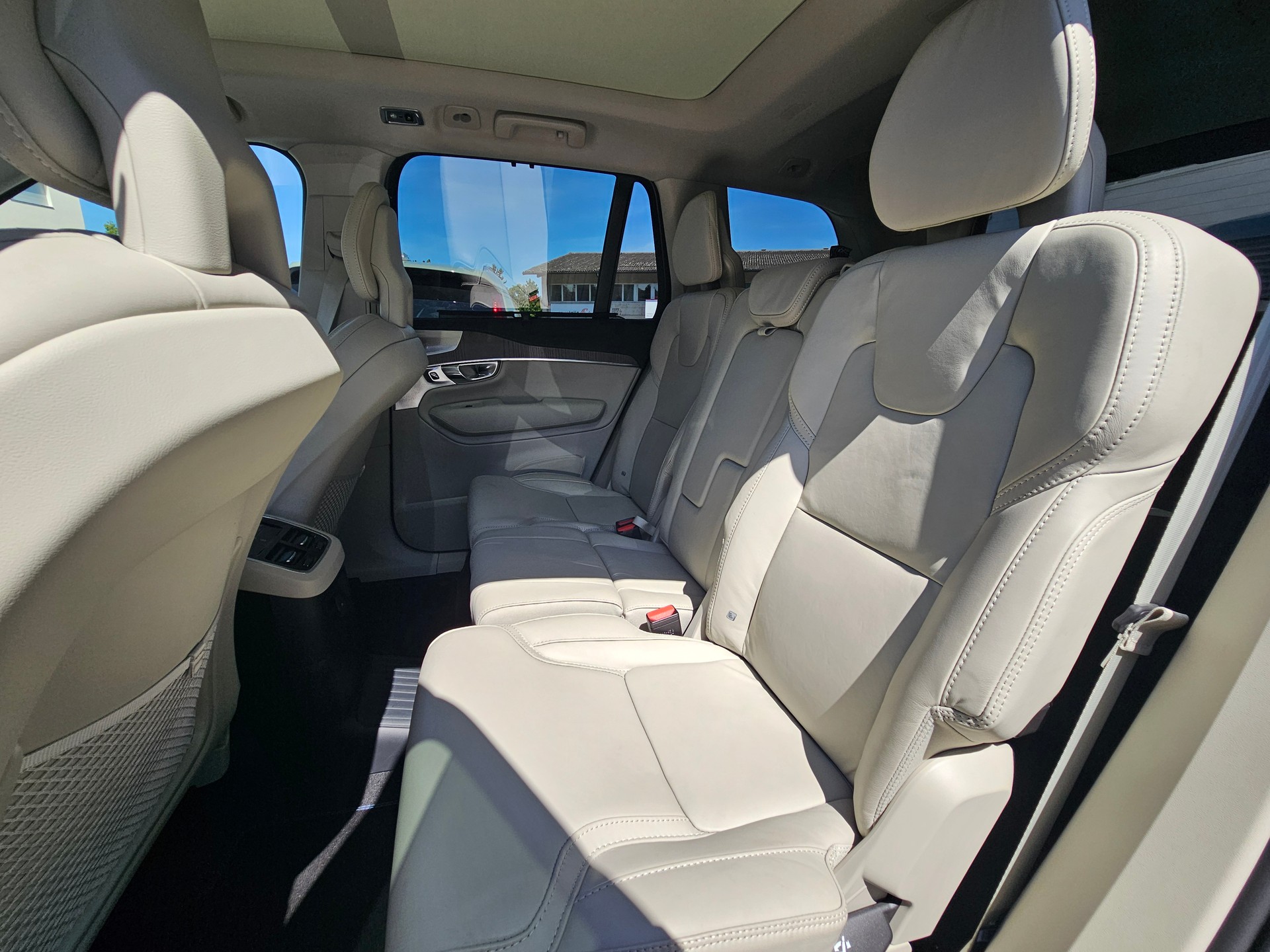 VOLVO XC90 T8 eAWD Inscription Geartronic-image-10