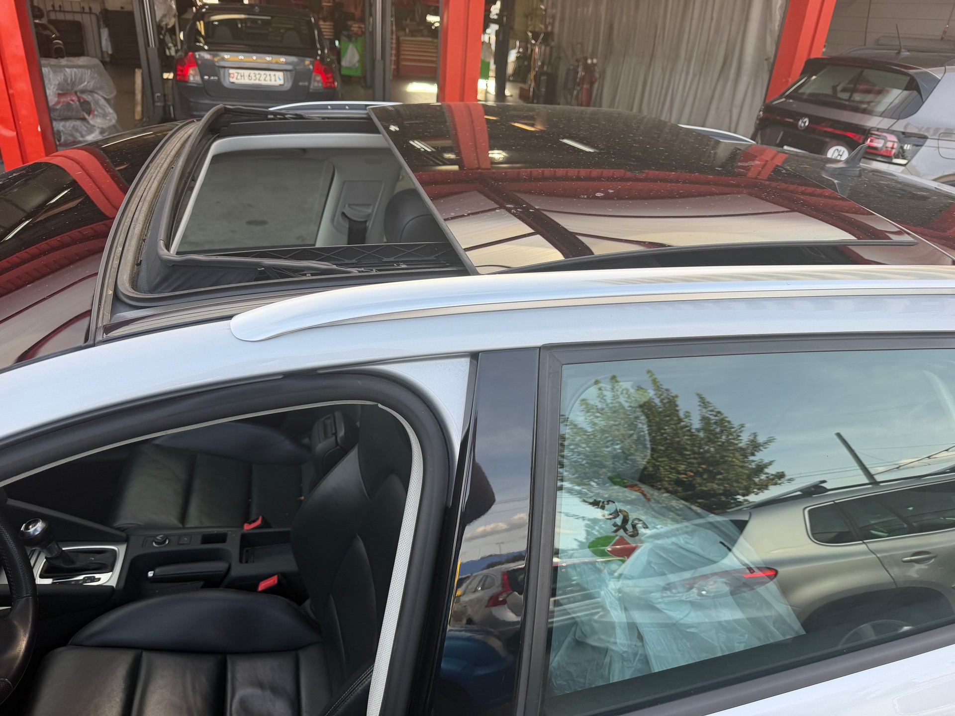 AUDI A3 Sportback 2.0 TFSI Ambition quattro S-tronic-image-5