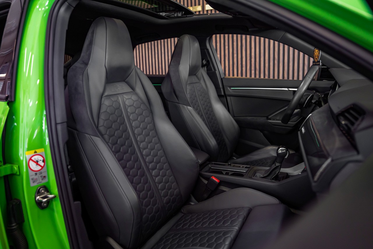 AUDI RS Q3 Sportback quattro S tronic-image-16