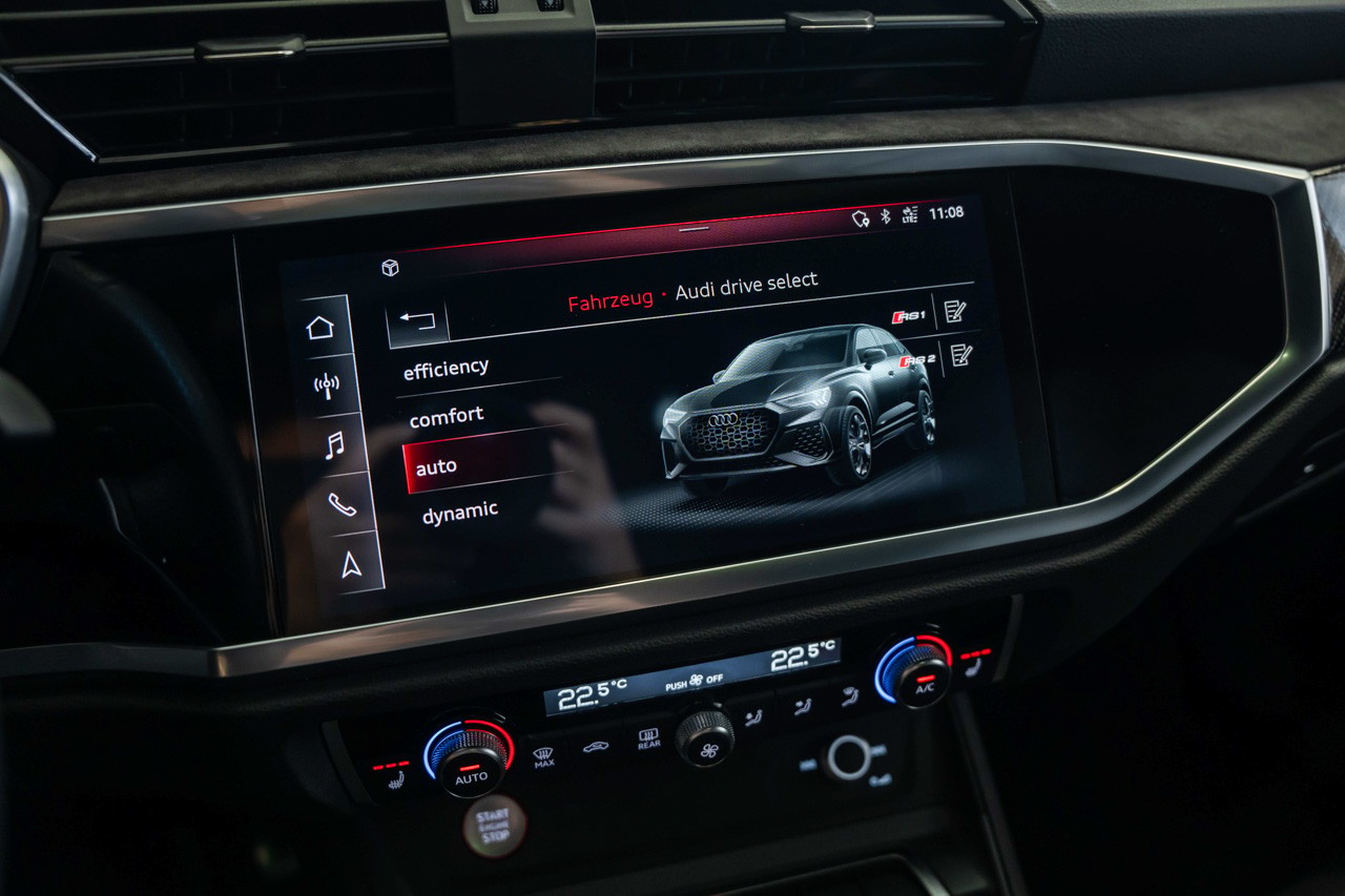 AUDI RS Q3 Sportback quattro S tronic-image-22
