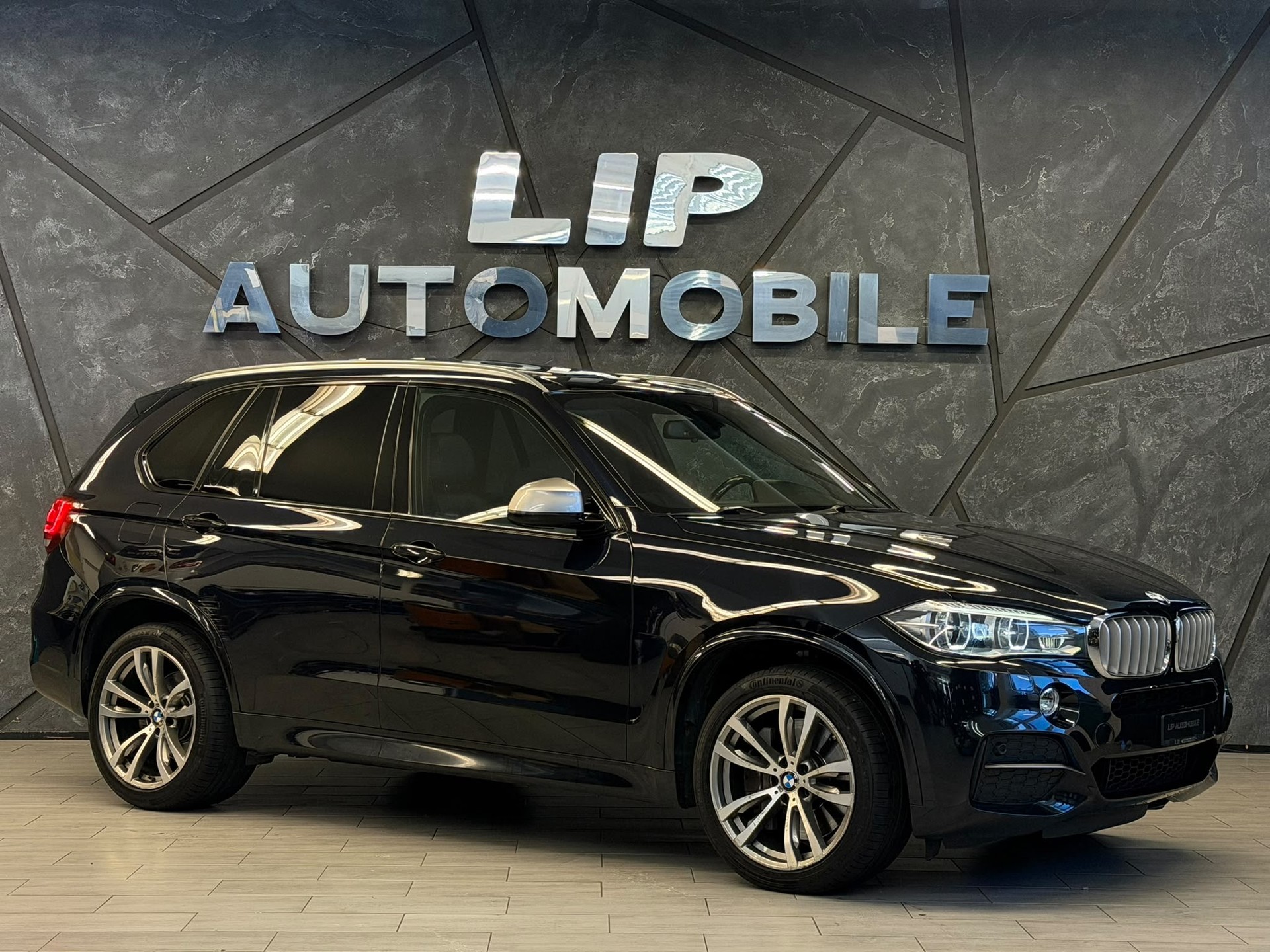 BMW X5 xDrive M50d Steptronic-image-2