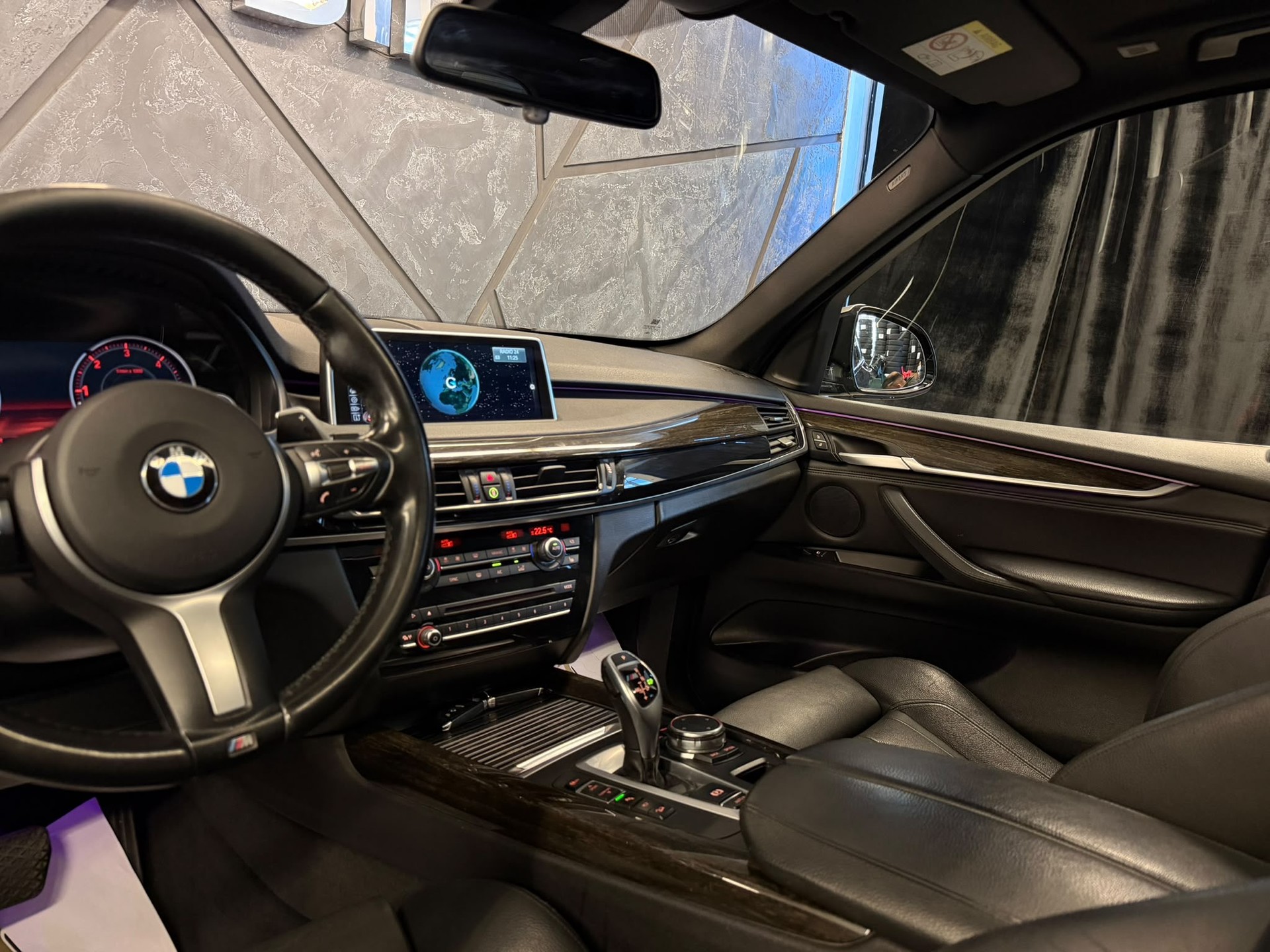 BMW X5 xDrive M50d Steptronic-image-9