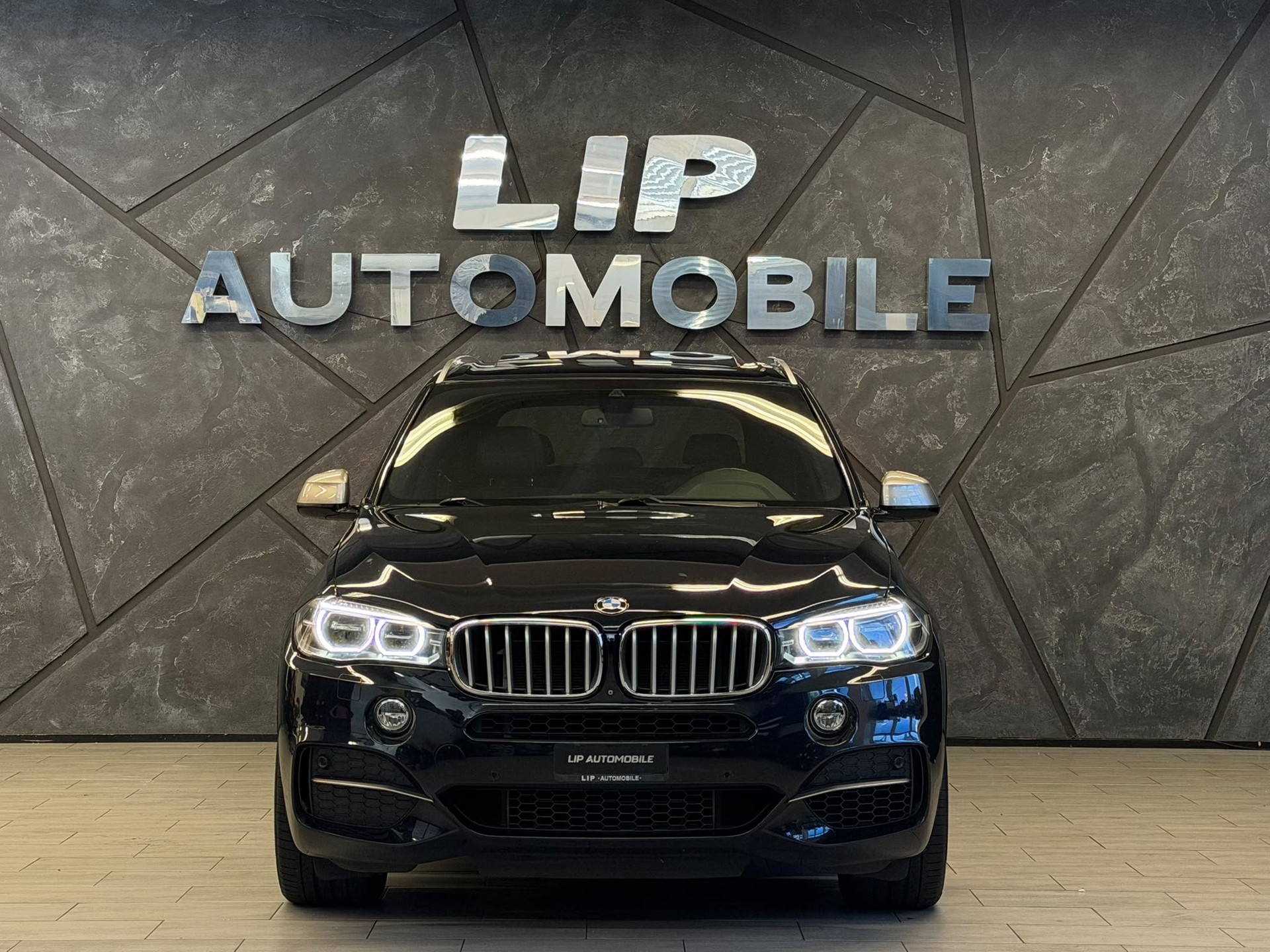 BMW X5 xDrive M50d Steptronic-image-1
