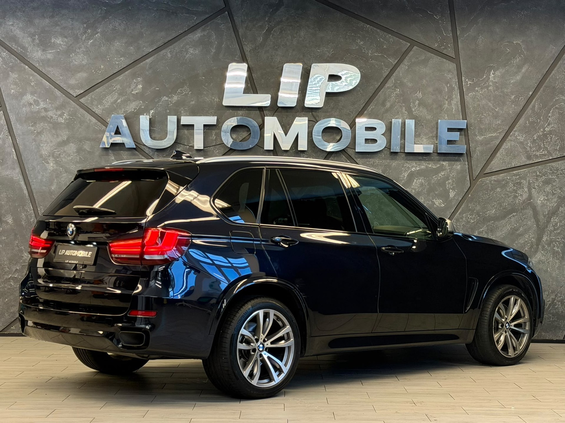 BMW X5 xDrive M50d Steptronic-image-5