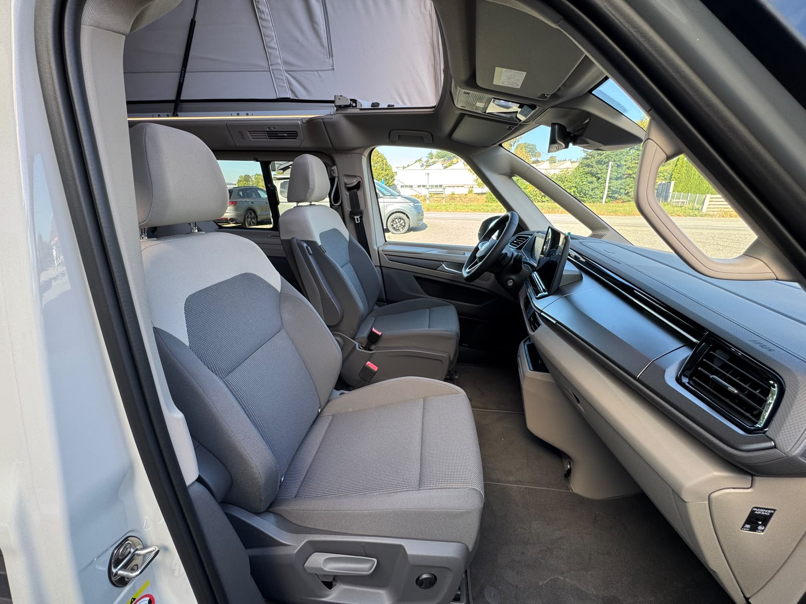VW California eHybrid Beach Tour Liberty 4Motion / 4x4 mit 5-Sitzplätzen / Faceliftmodell 2027-image-12